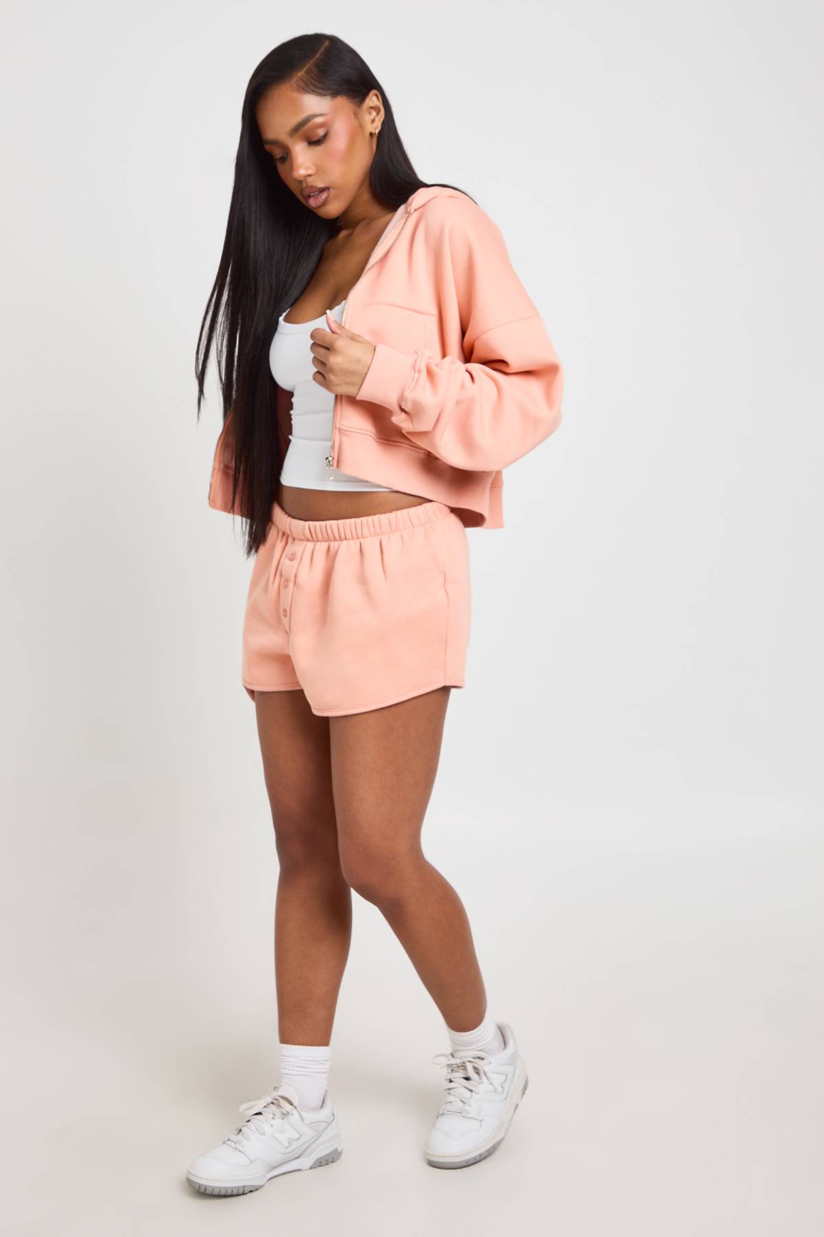 boohoo Ensemble Survêtement Sweat À Casynthétiqueche Court Zippé Et Short À Boutons Henley