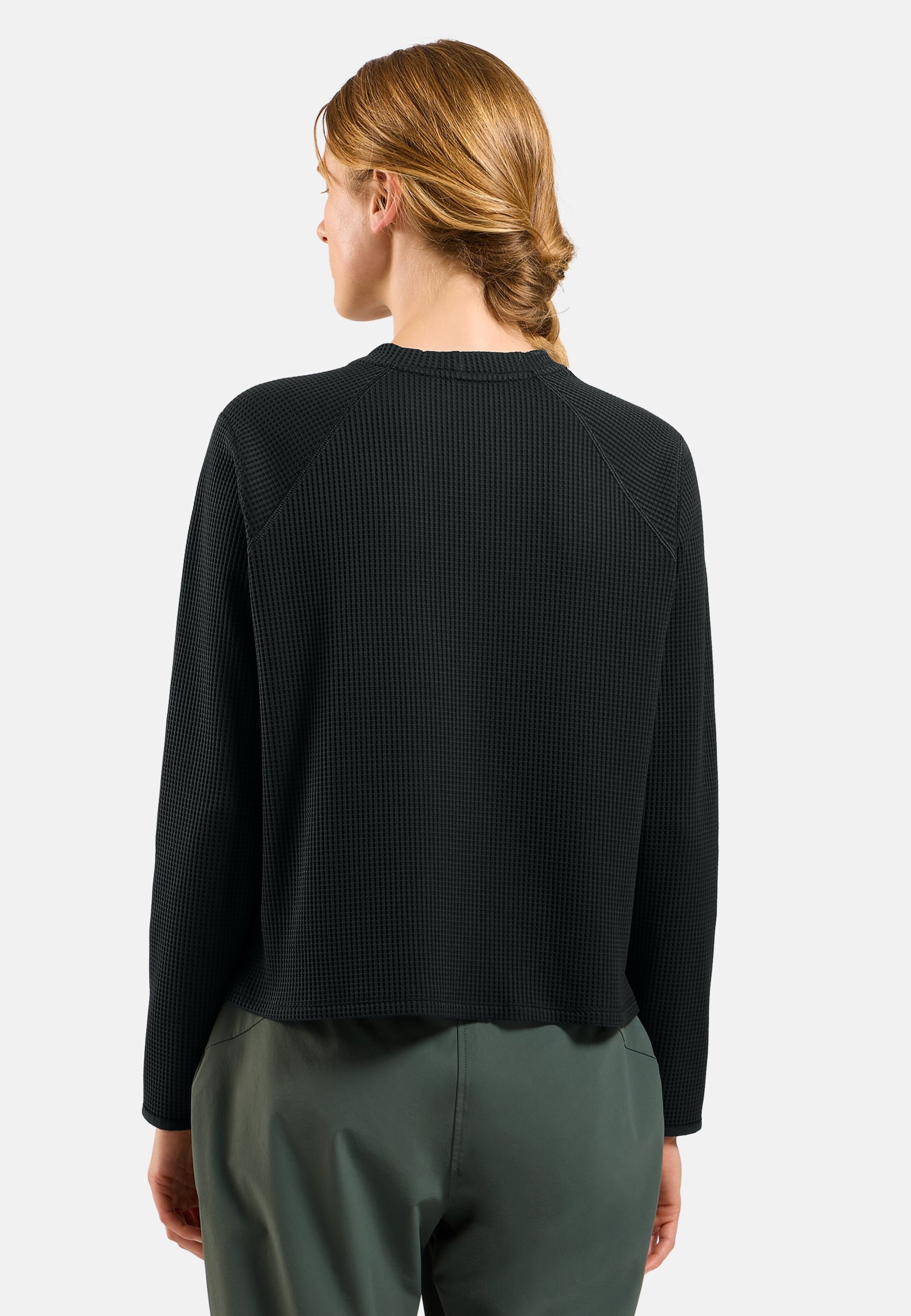 Cubic Multisport Mid Layer mit Rundhalsausschnitt in black