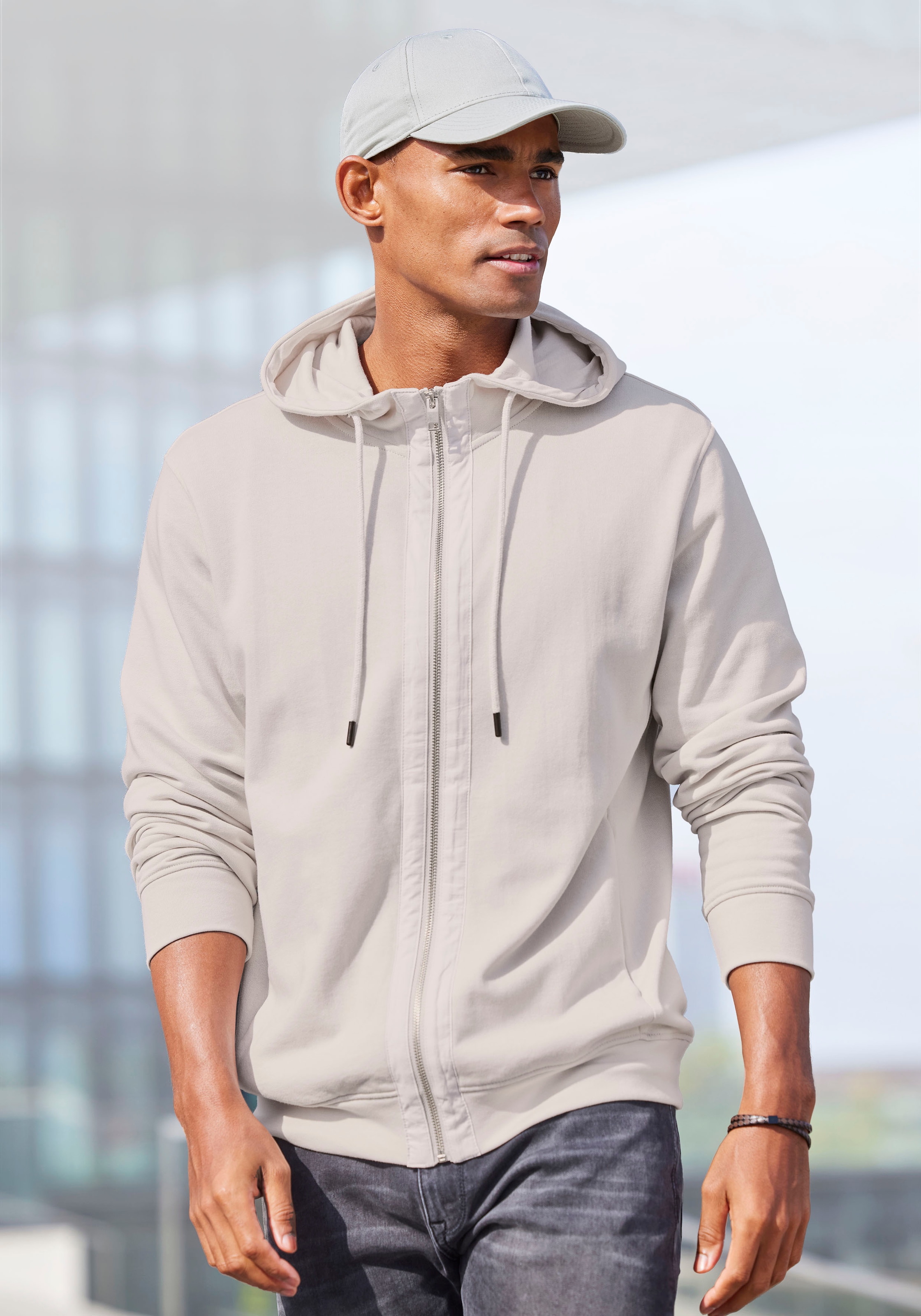 AUTHENTIC LE JOGGER Kapuzensweatjacke , Sweatjacke mit Eingrifftaschen aus Baumwoll-Mix