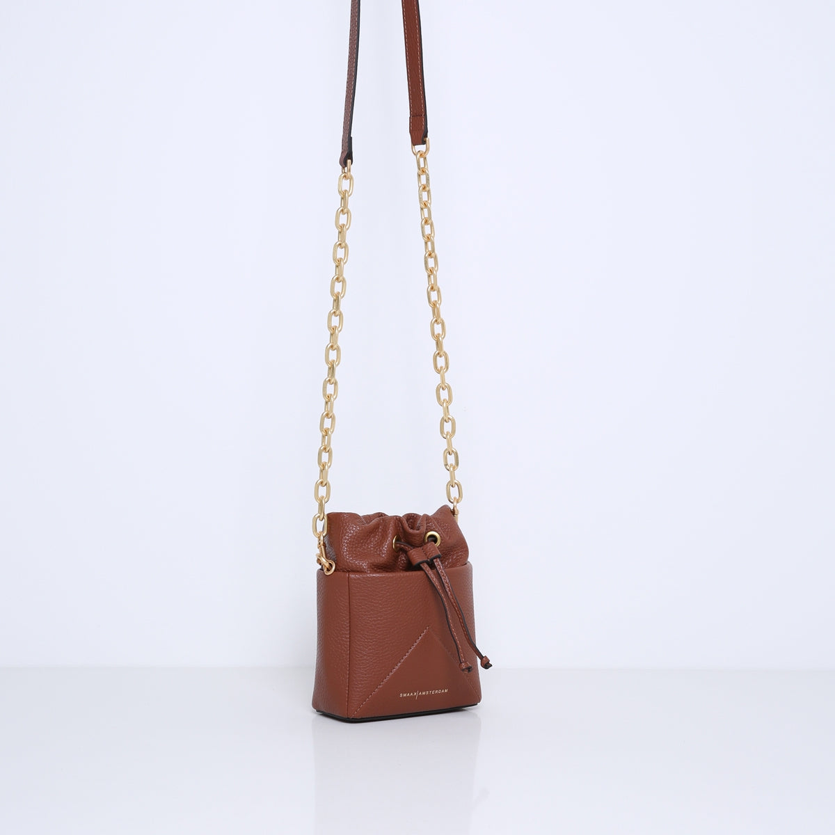 GINA | CAMEL