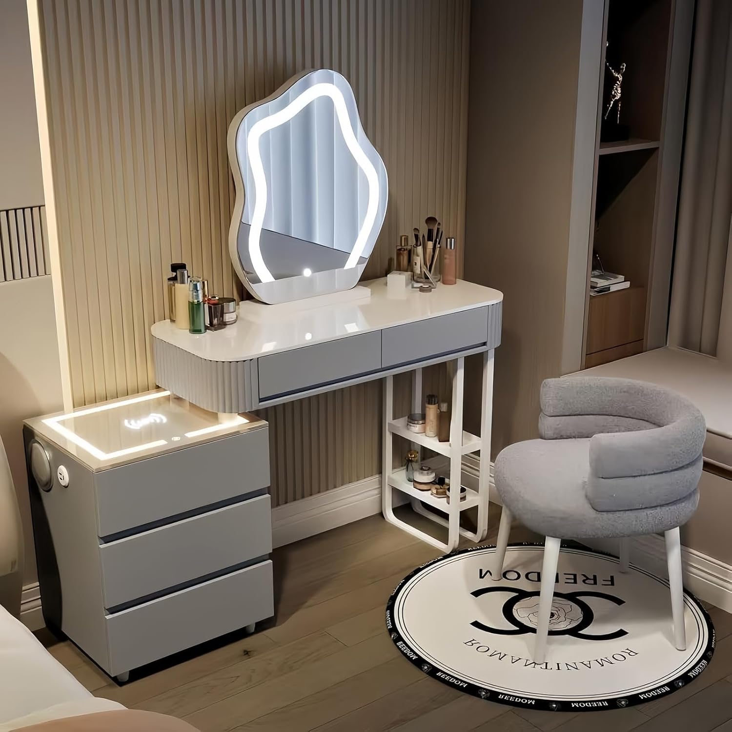 Schminktisch Mit Spiegel Und Beleuchtung, Kabelloses Aufladen Und Bluetooth-Audio, Einstellbarer Led-Beleuchtung, 5 Schubladen, Schminktisch Holz für Das Schlafzimmer