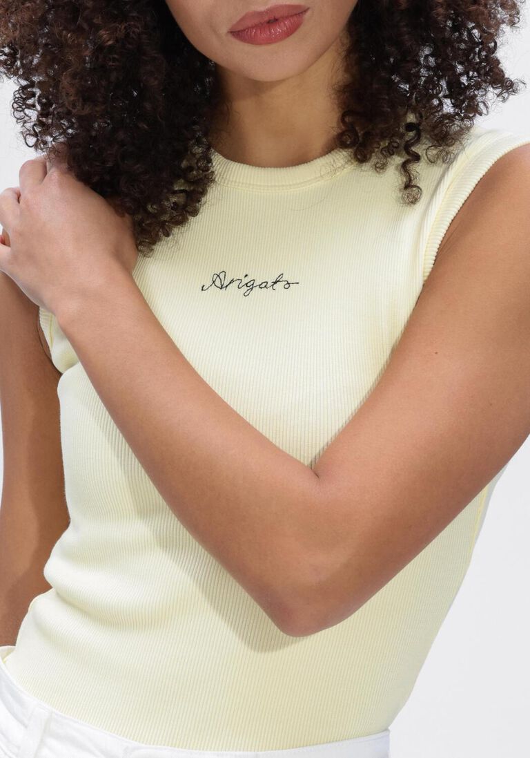 gele axel arigato top scoop ribbed tank