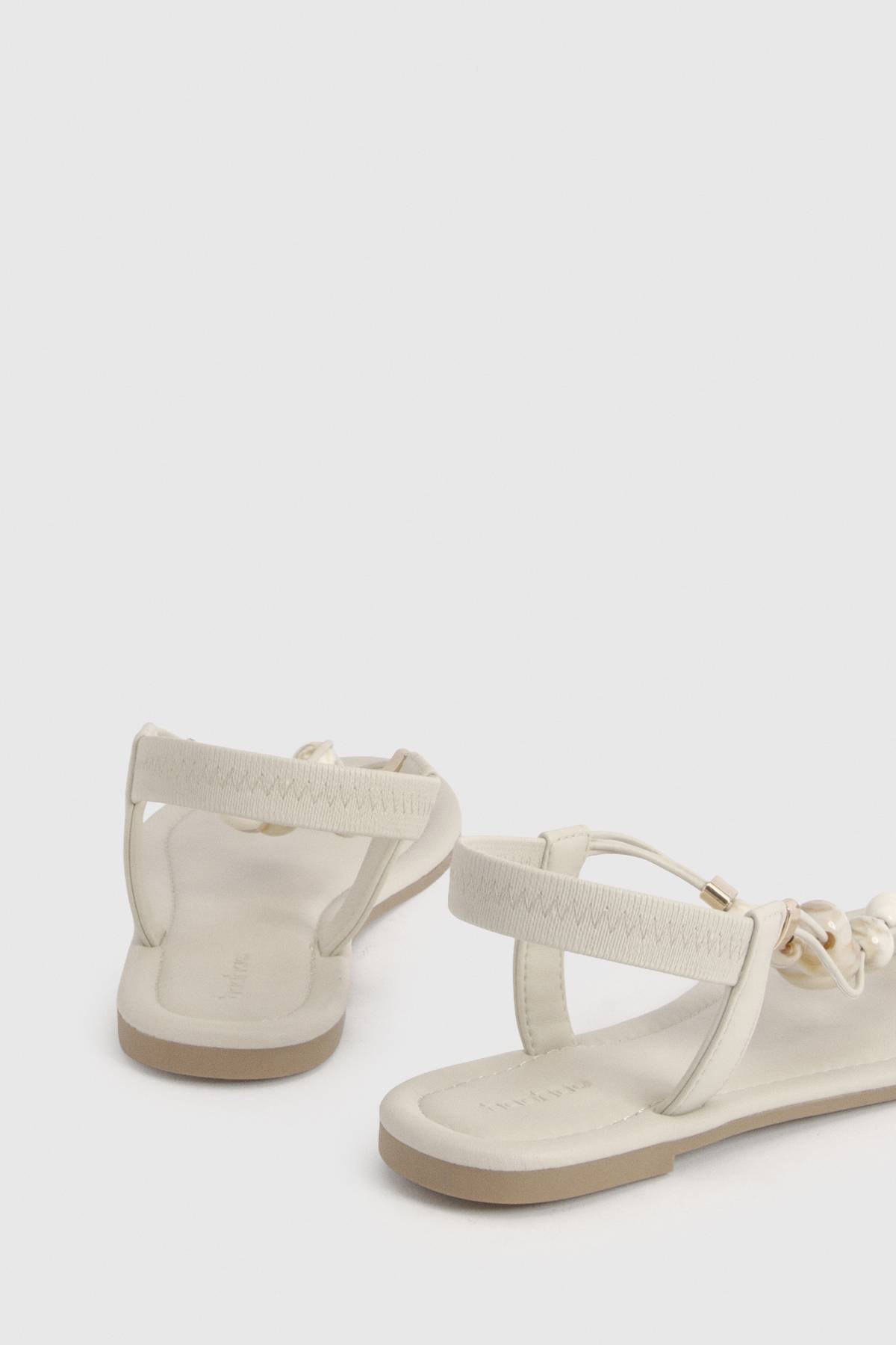 boohoo Sandales À Entredoigt Ornées De Perles