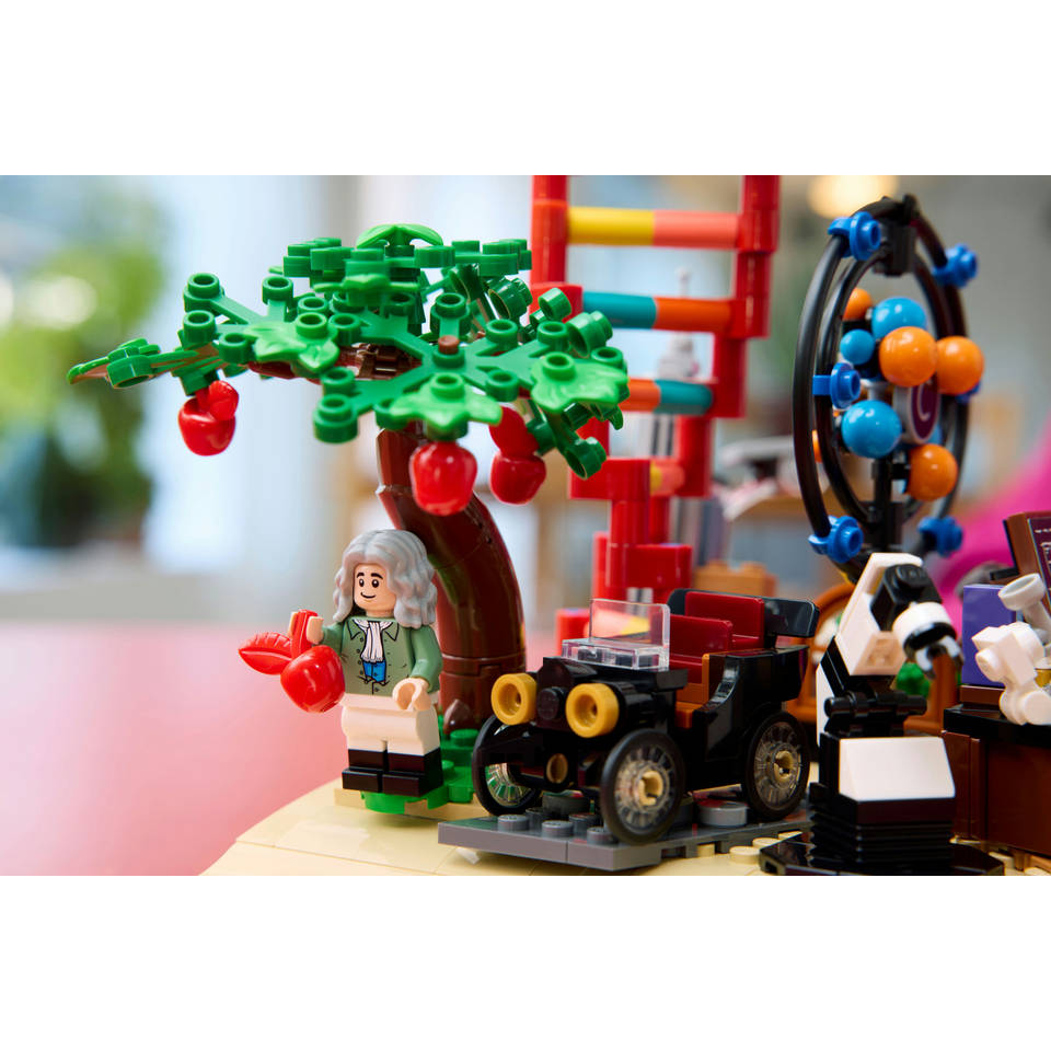 LEGO Ideas de evolutie van STEM 21355