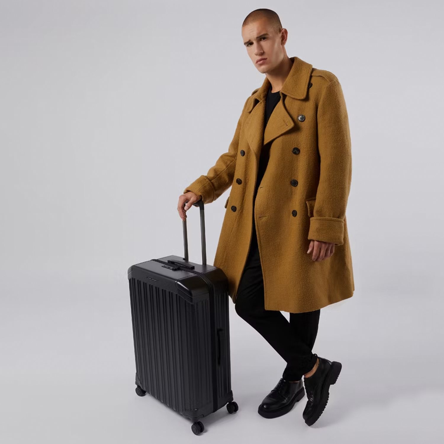Piquadro PQ-Light Large Trolley matt black