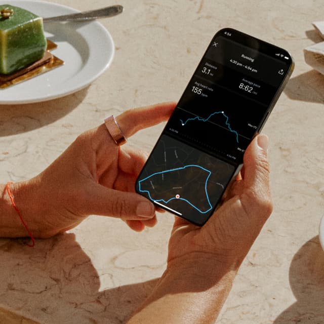 Oura Ring 4 Smart Ring størrelse 15 (rosa guld)