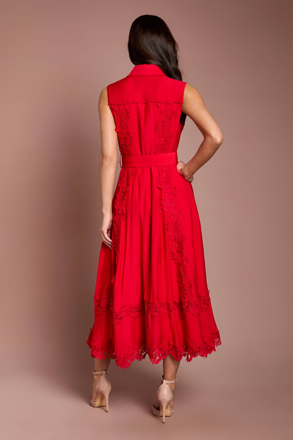 Coast Robe Chemise Cintrée Sans Manches À Panneaux De Dentelle