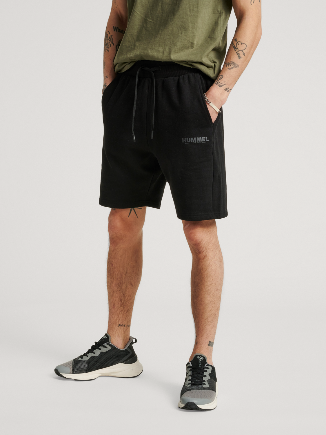 hmlLEGACY SHORTS