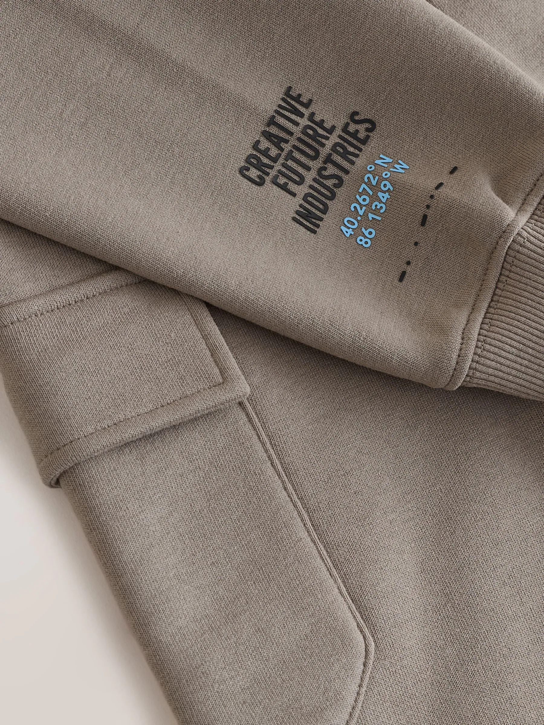 Pastelgeel - Utility Crew Hoodie and Joggers Set