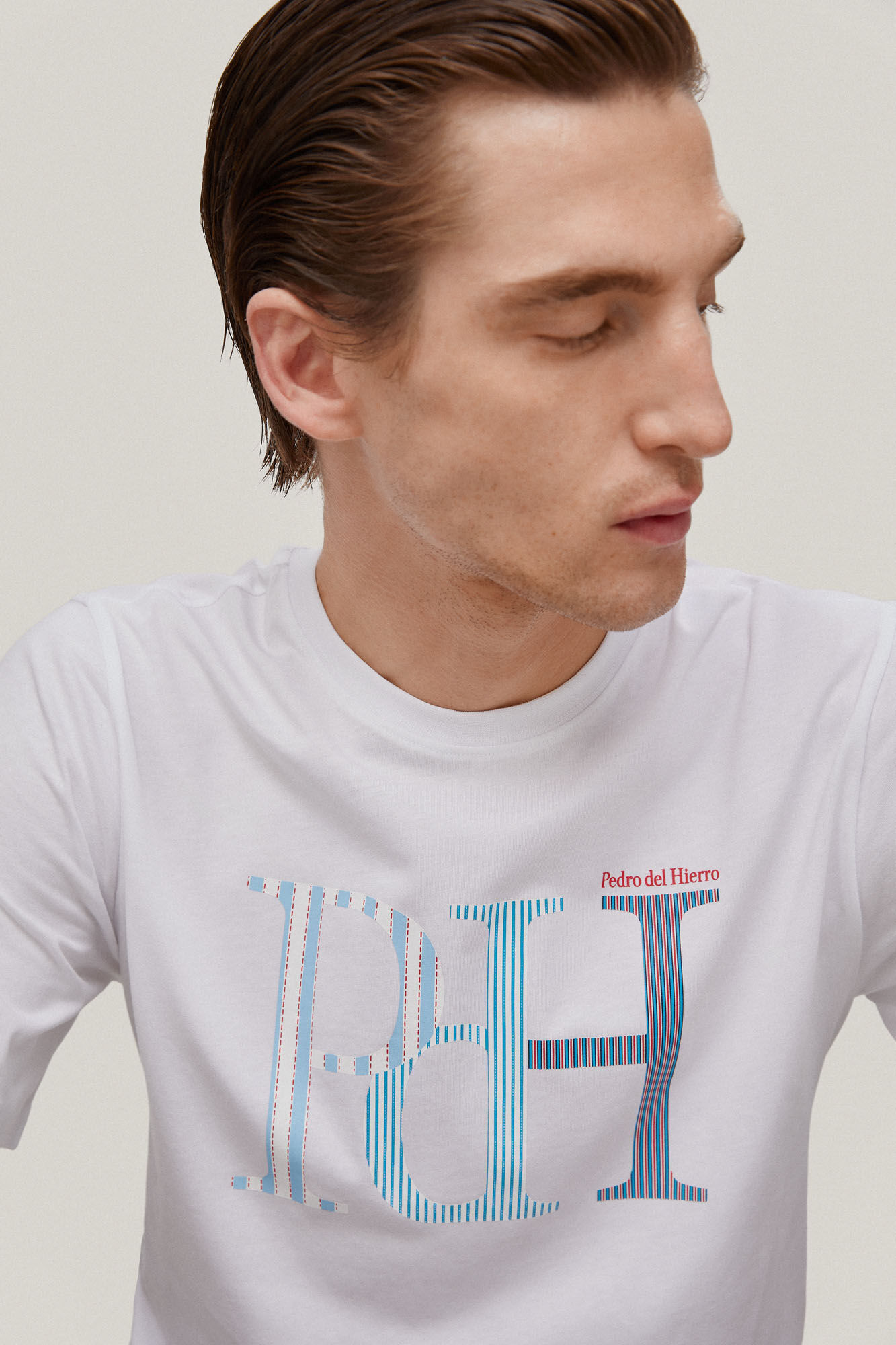 Camiseta com logo de fantasia - Branca