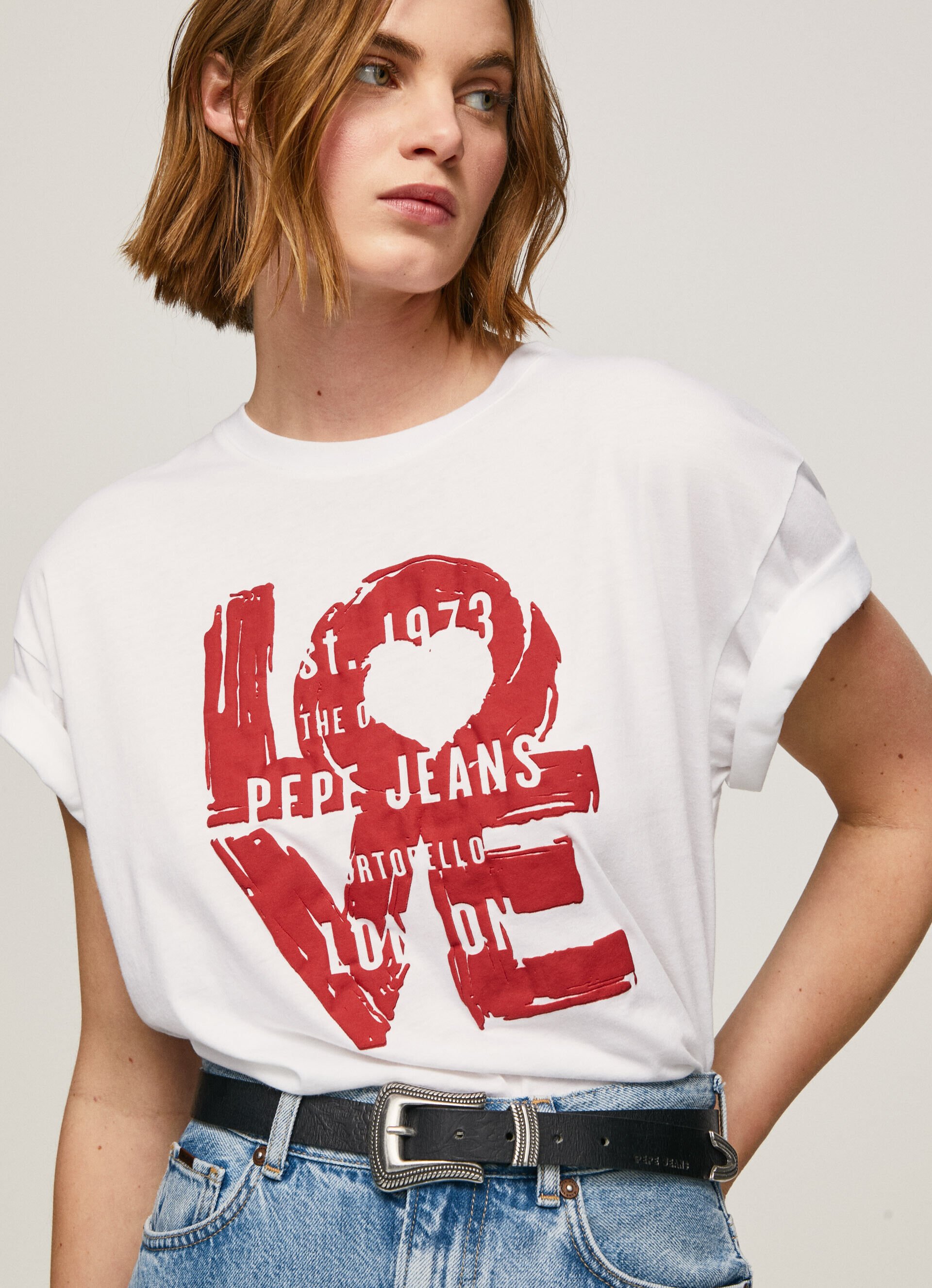 Camiseta com estampa do logo 