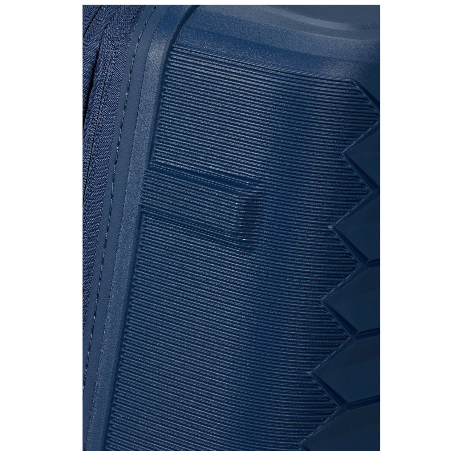 American Tourister Fastforward Spinner 78 EXP Navy Blue