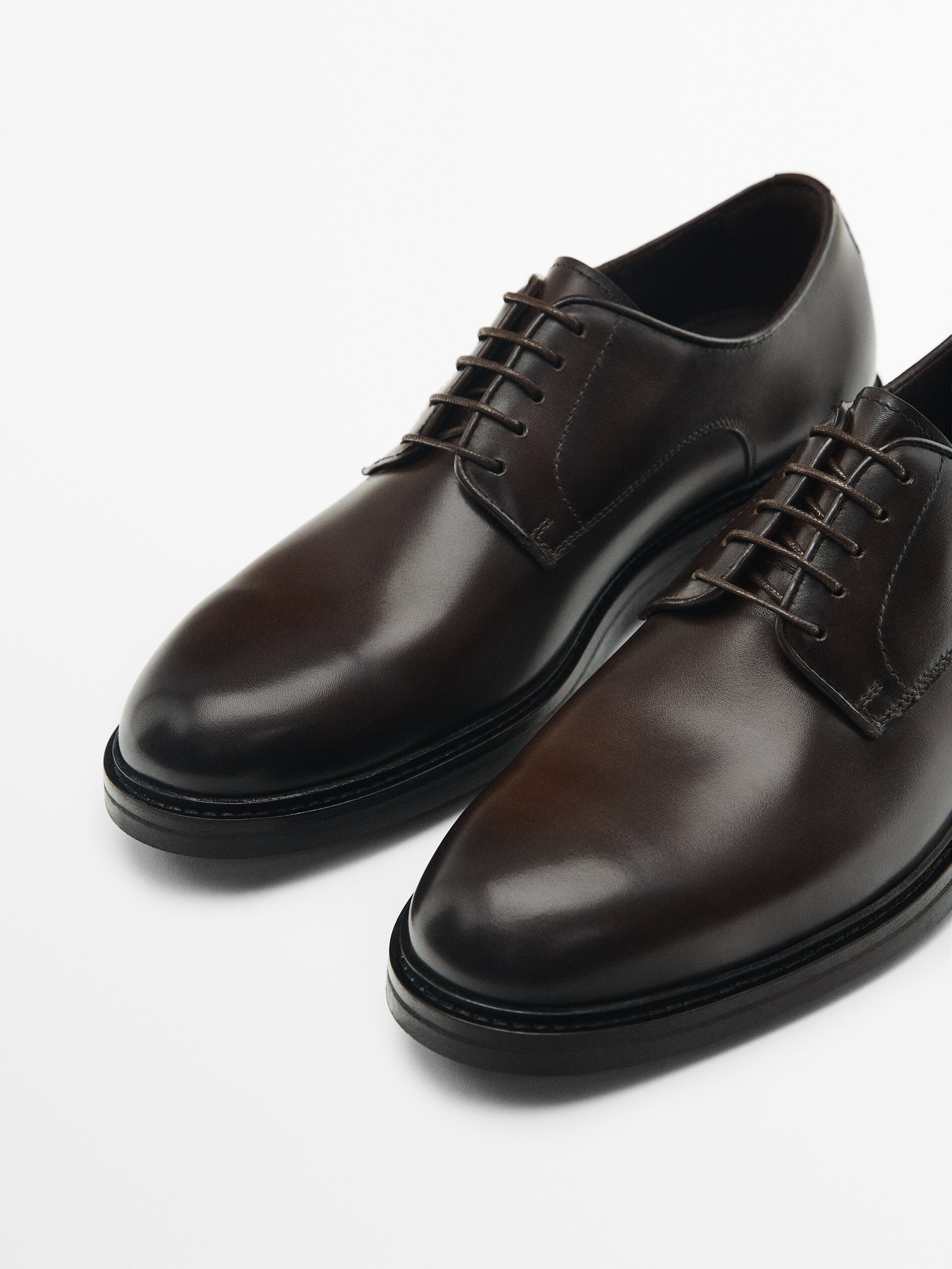Sapato derby de couro marrom - MARROM
