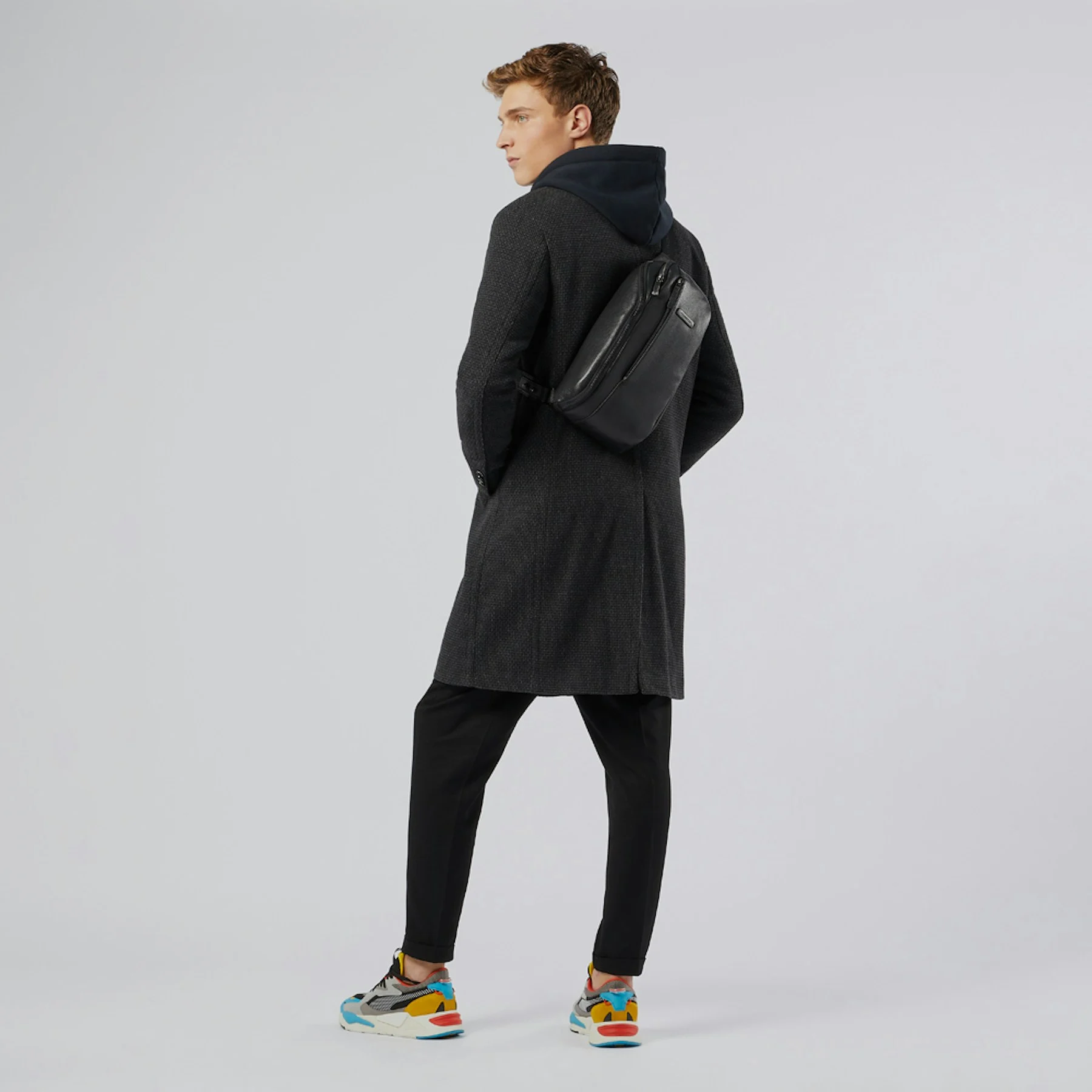 Sac bandoulière monobretelleen cuir | Noir