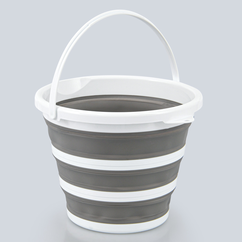 Seau rétractable 10L