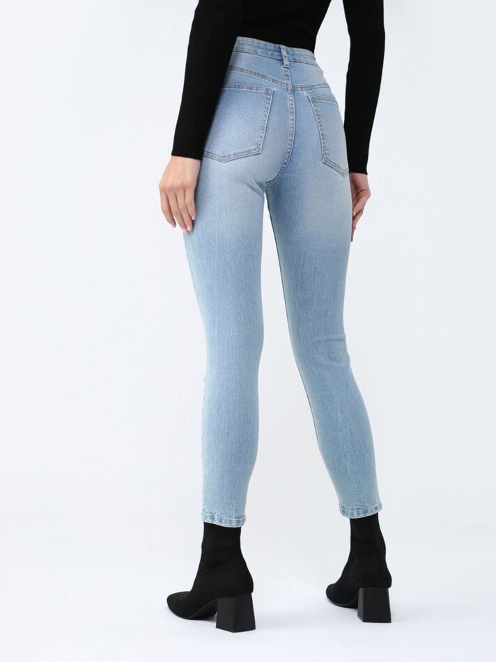 Calça jeans skinny - Azul claro