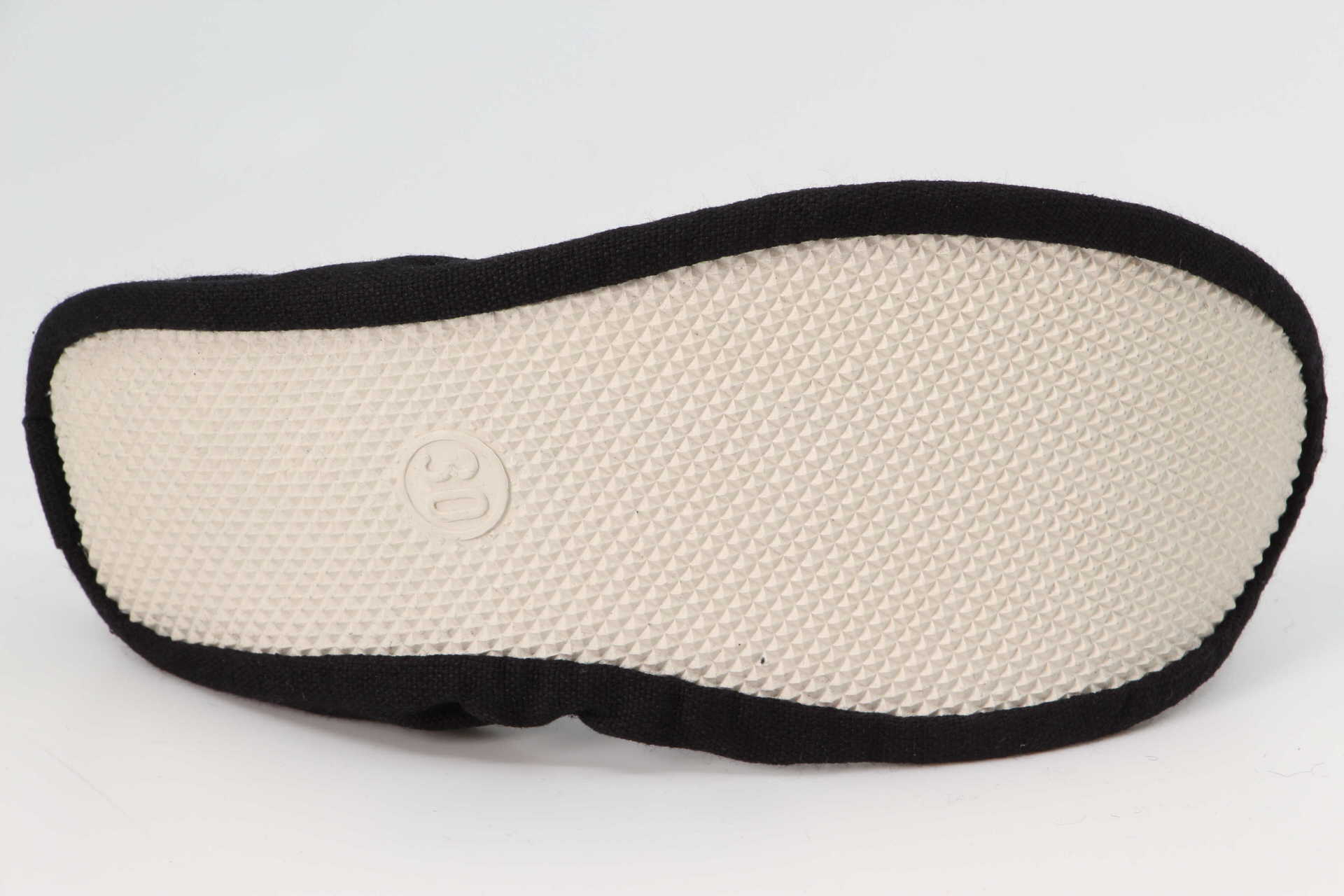 KayBee Sports AG Turntäppeli schwarz