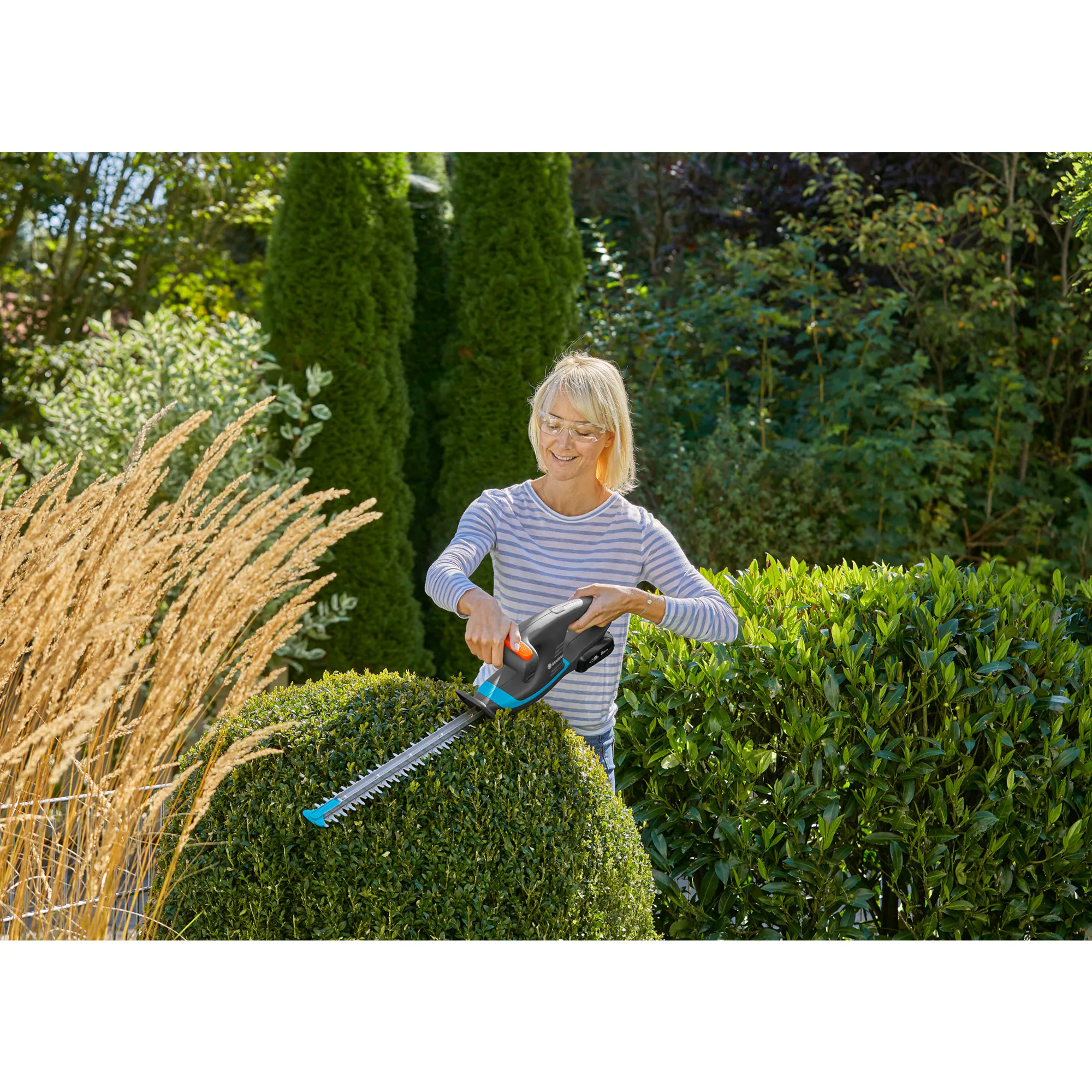 GARDENA Heckenschere Akku-Heckenschere EasyCut 40/18V P4A Ready-To-Use Set