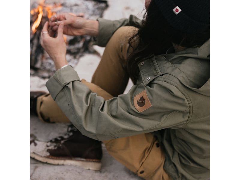 Fjällräven Mütze Tab Hat Dark Navy Strickmütze aus Recyclingmaterial