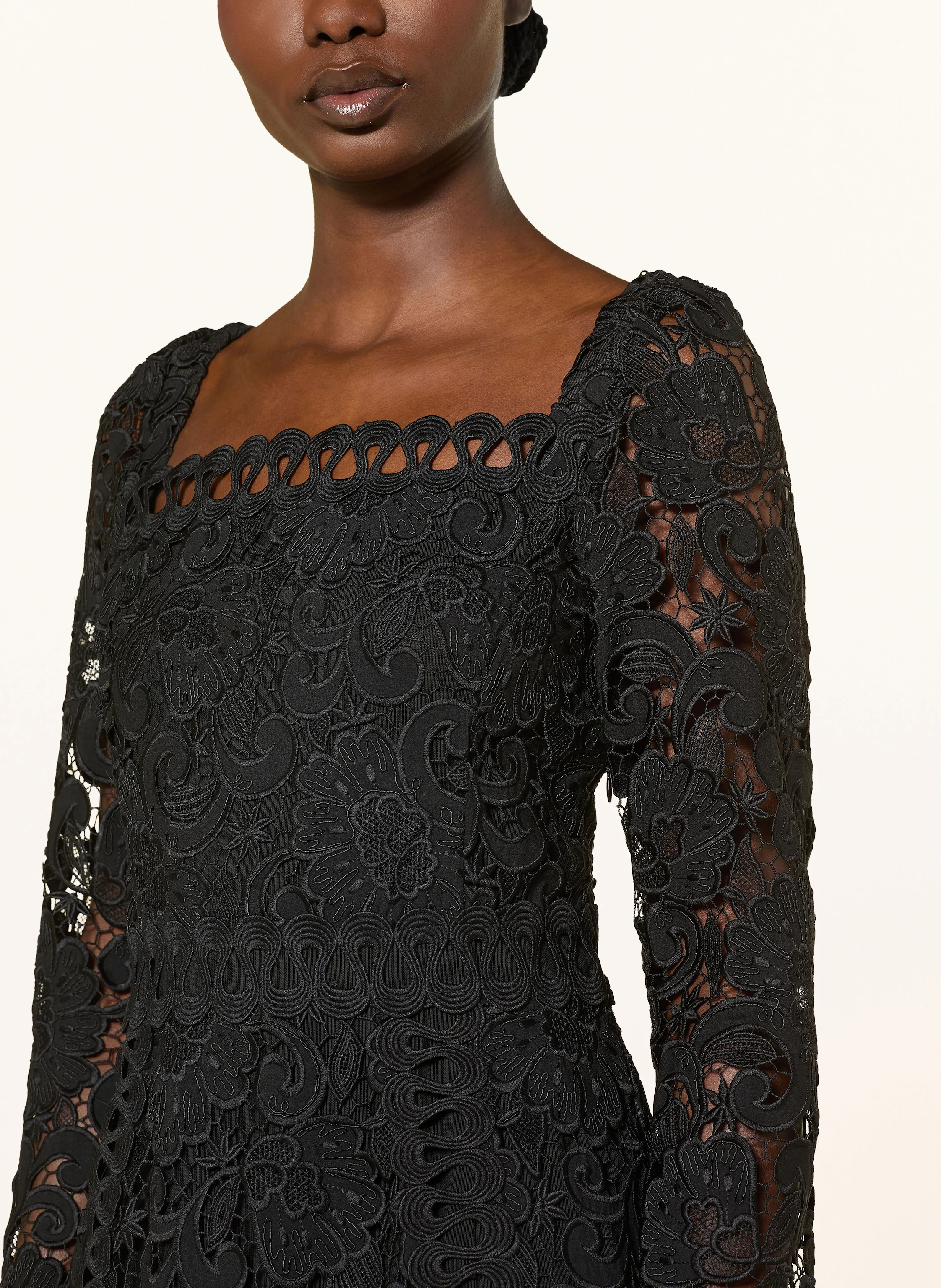 maje Off-Shoulder-Kleid