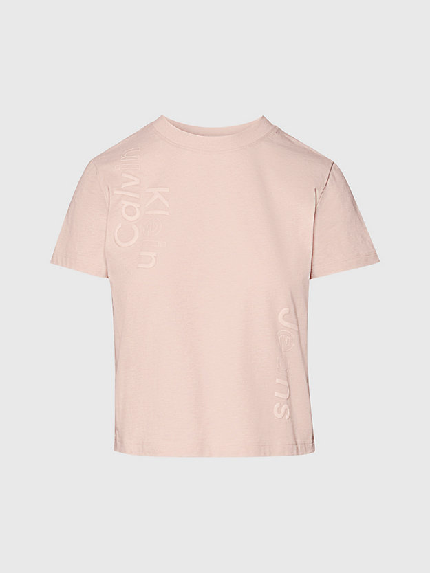 Camiseta curta com vários logotipos