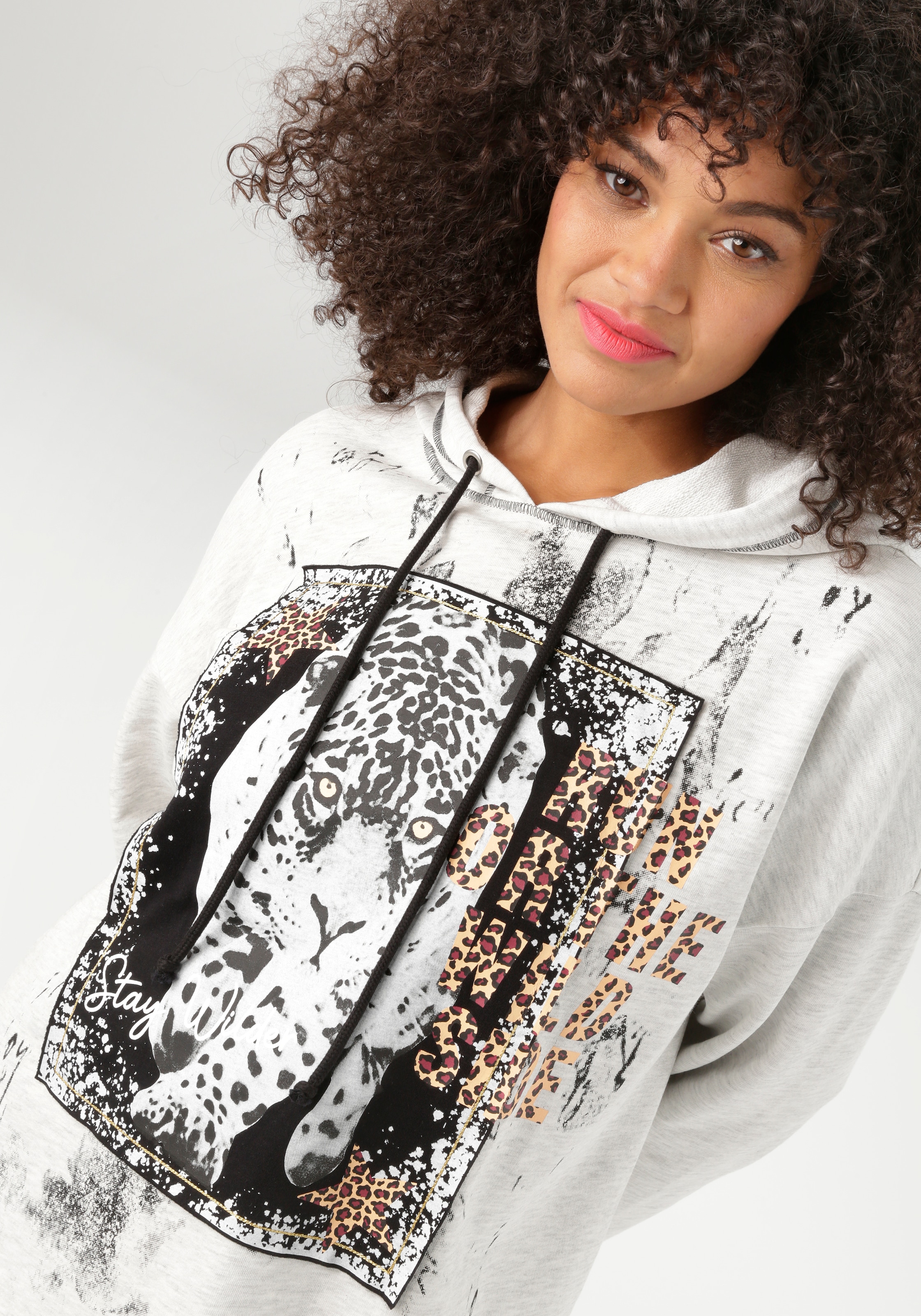 Aniston PLUS Sweatshirt , mit grossem Tigerprint - NEUE KOLLEKTION