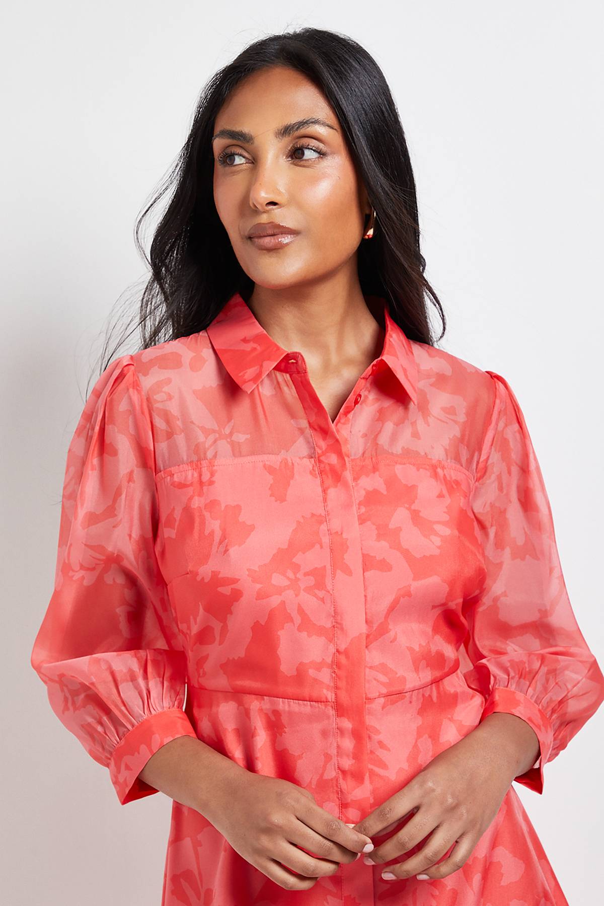 Wallis Robe Mi-Longue Boutonnée en Organza Fleuri Petite Taille