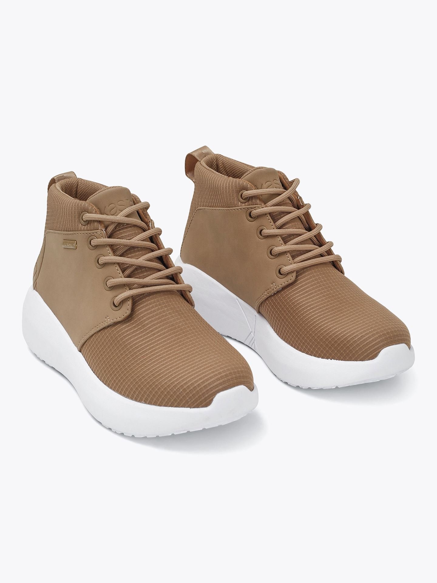 Madla Terrain Water Resistant