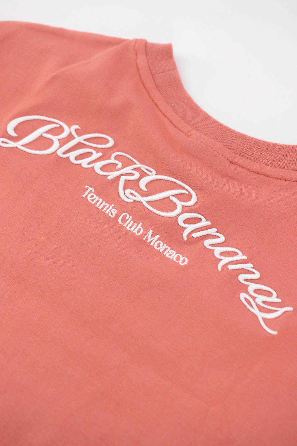 BLACK BANANAS T-shirt met printopdruk zalm
