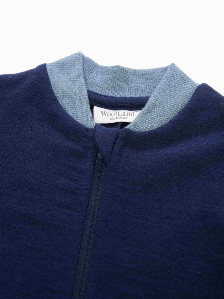 WoolLand Bergen Ulldress, Baby<br> Myk og deilig heldress til baby!
