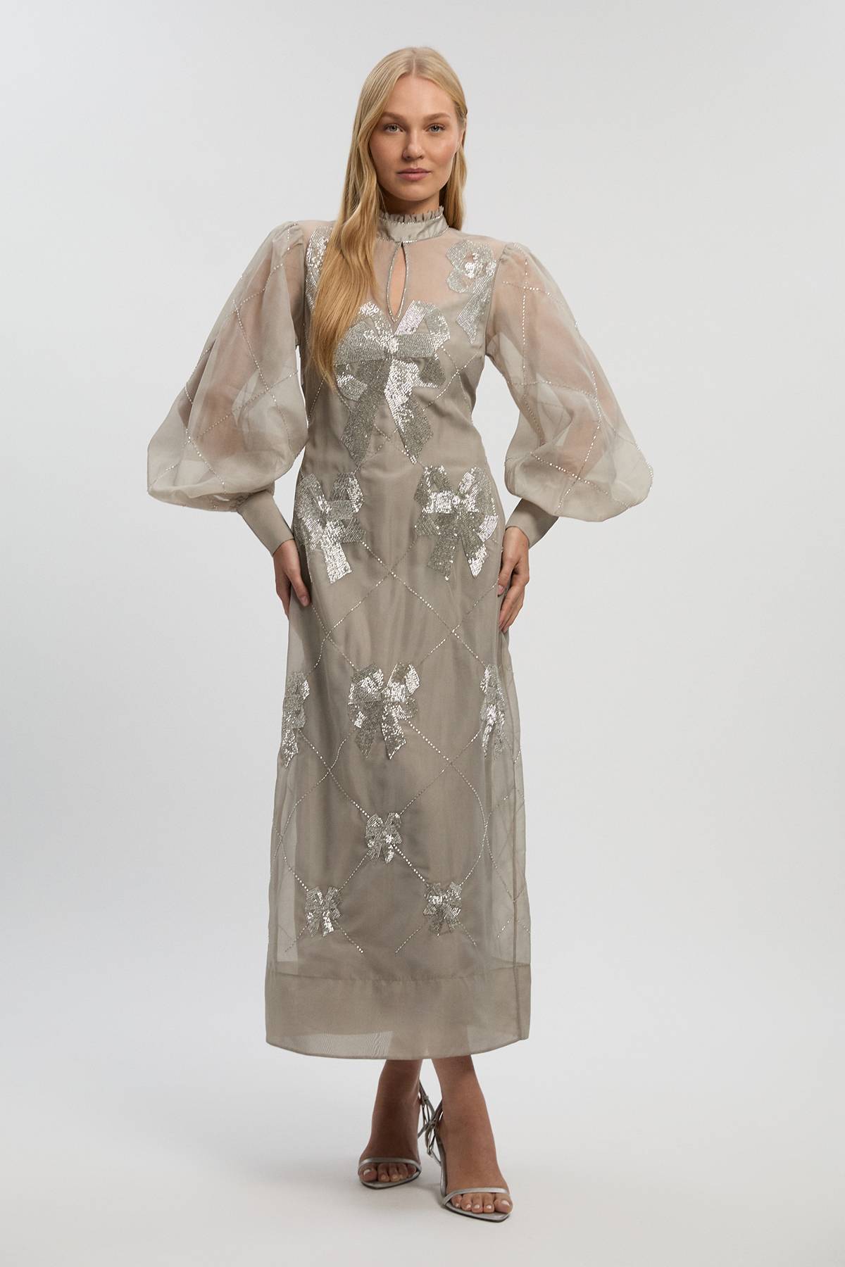 KarenMillen Robe Mi-longue en Organdi à Manches Bouffantes Ornée de Cristaux