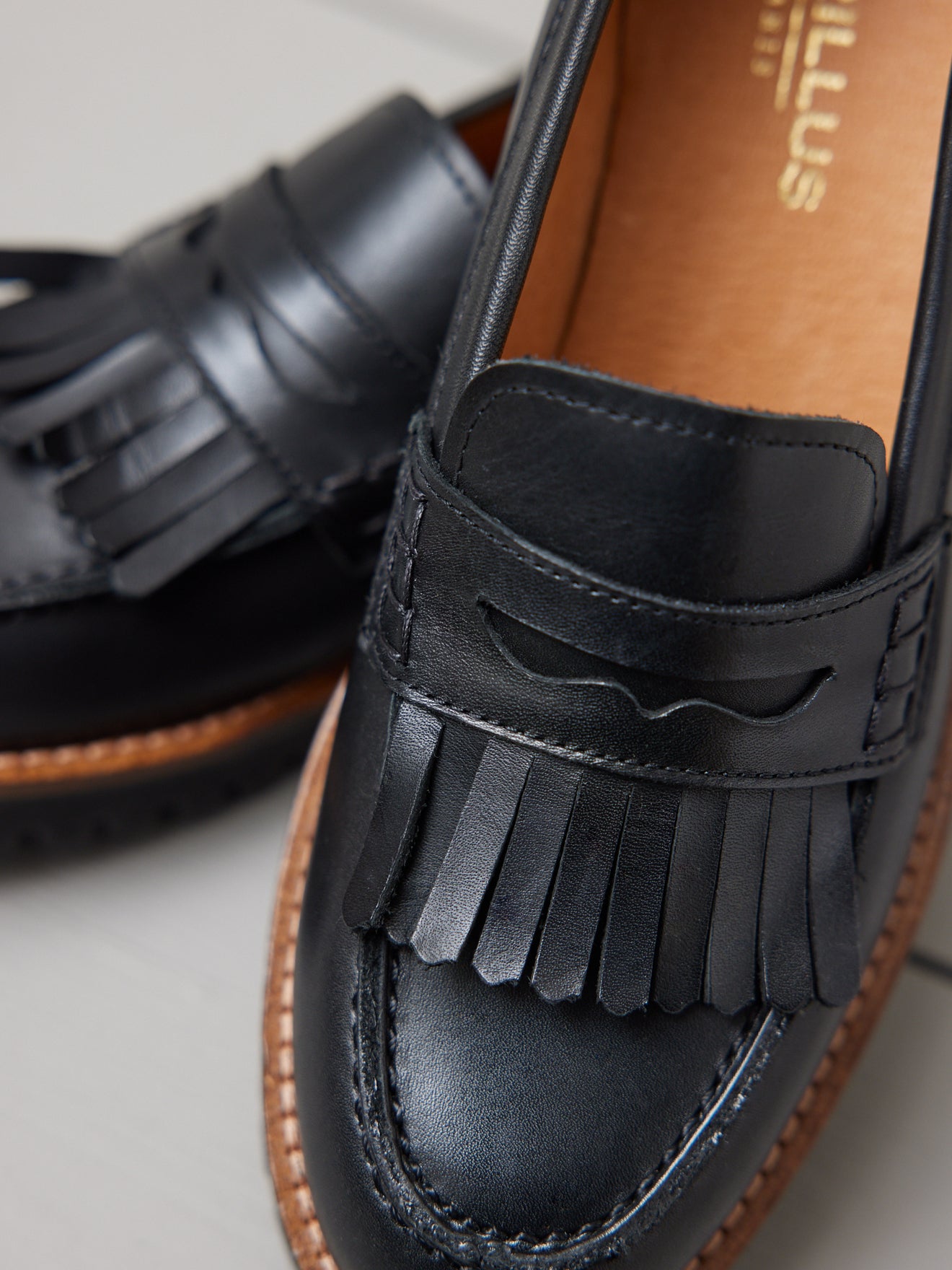 Mocassins cuir frangés femme