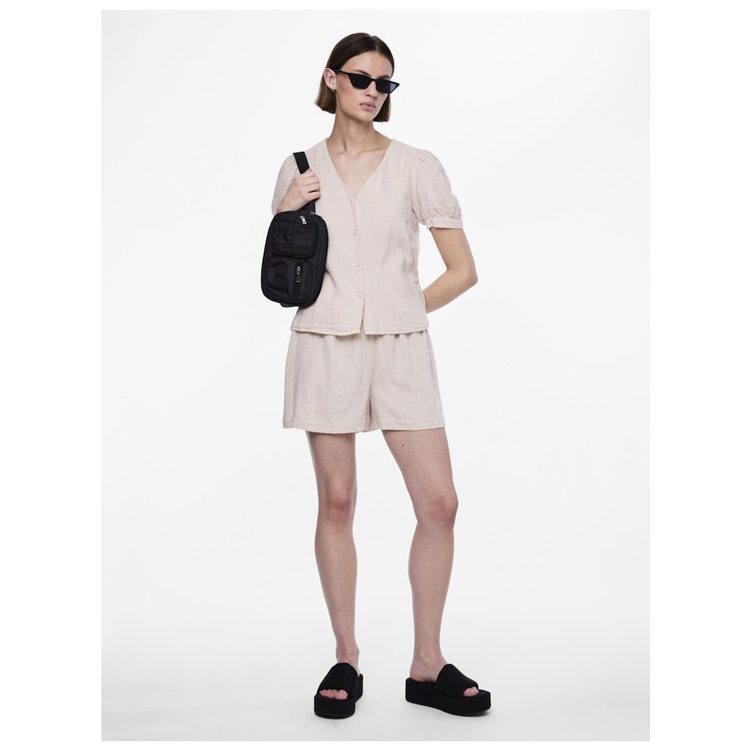 Pieces PCMASTINA HW SHORTS