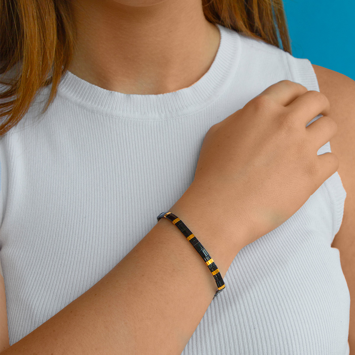Bracelet élastique perles japonaises MIYUKI en verre émaillé ton noir et doré