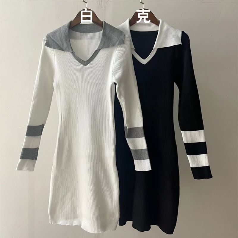 Angel Shine - V-hals tweekleurige skinny gebreide mini-jurk