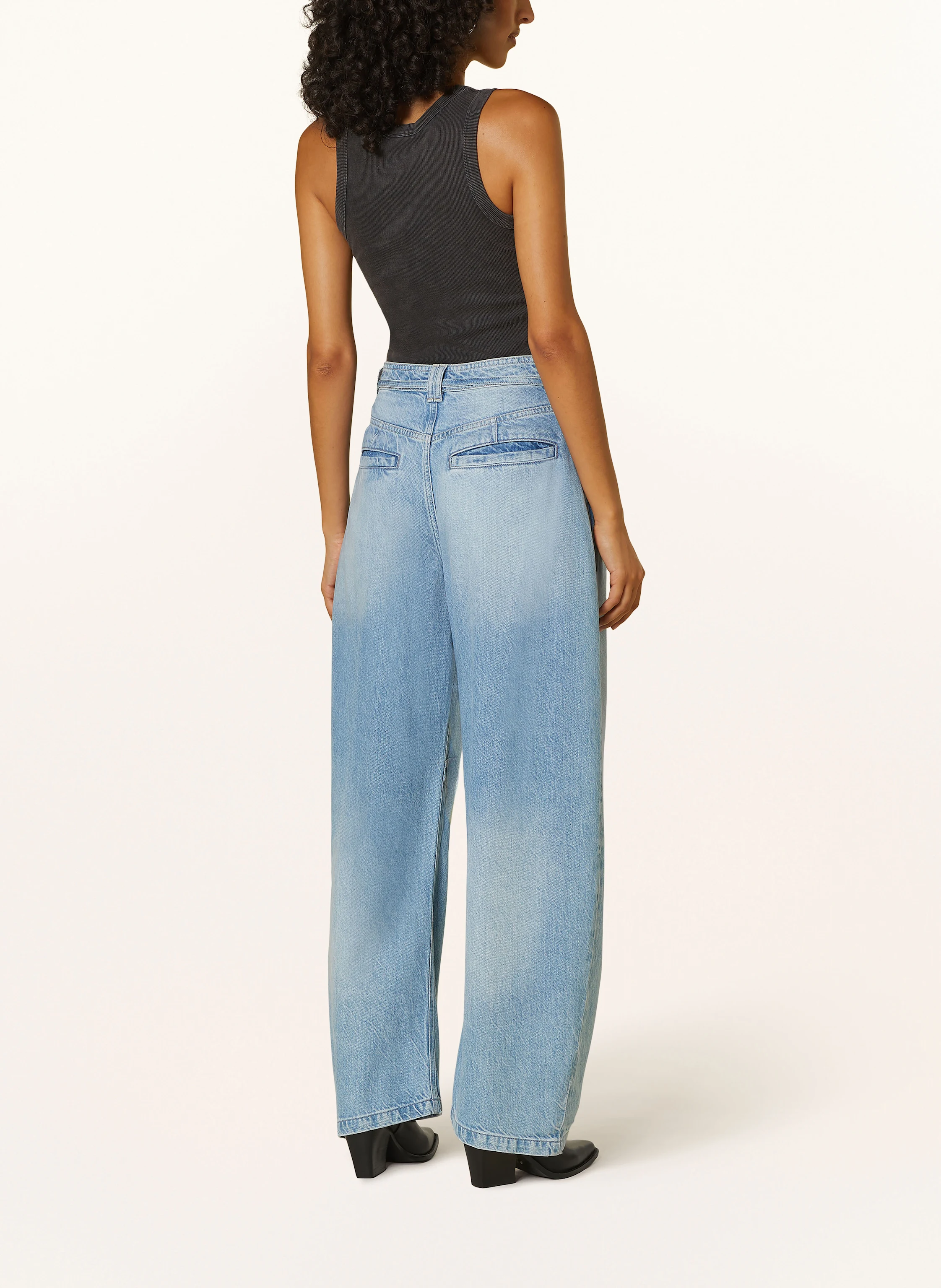 BOSS Jeans PLEATED BARREL
