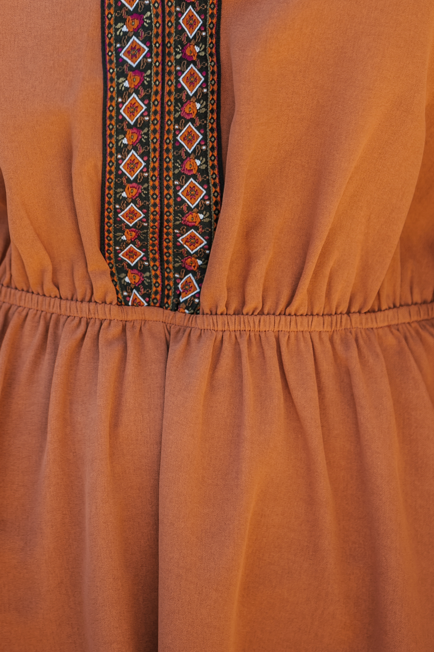 Combishort à col en V et à imprimé géométrique boho