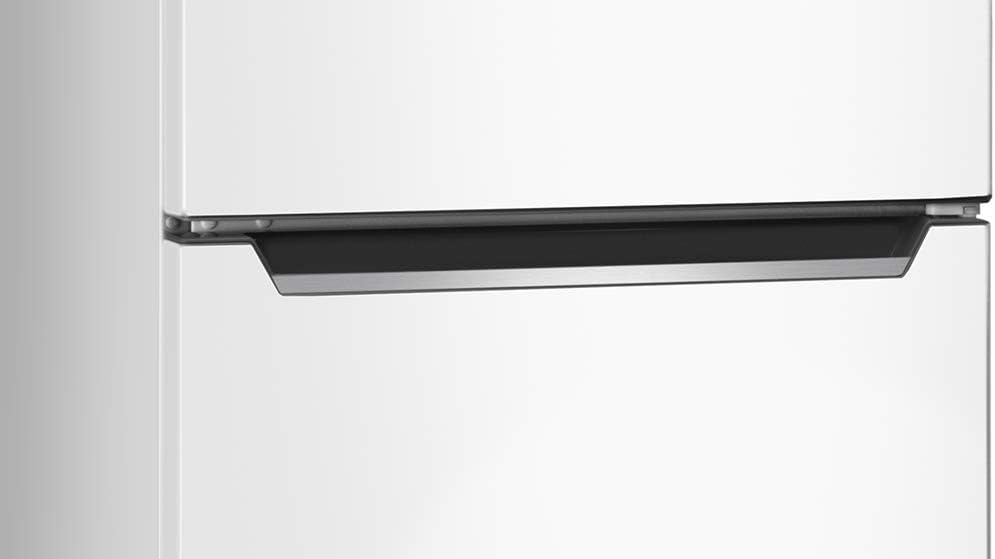 Amica KGCL 387 150 W Kühl-Gefrierkombination / 176cm (H) x 54cm (B) x 55cm (T) / FrostControl im Gefrierbereich/VitControlPlus Schublade/Superkühlfunktion/LED-Display