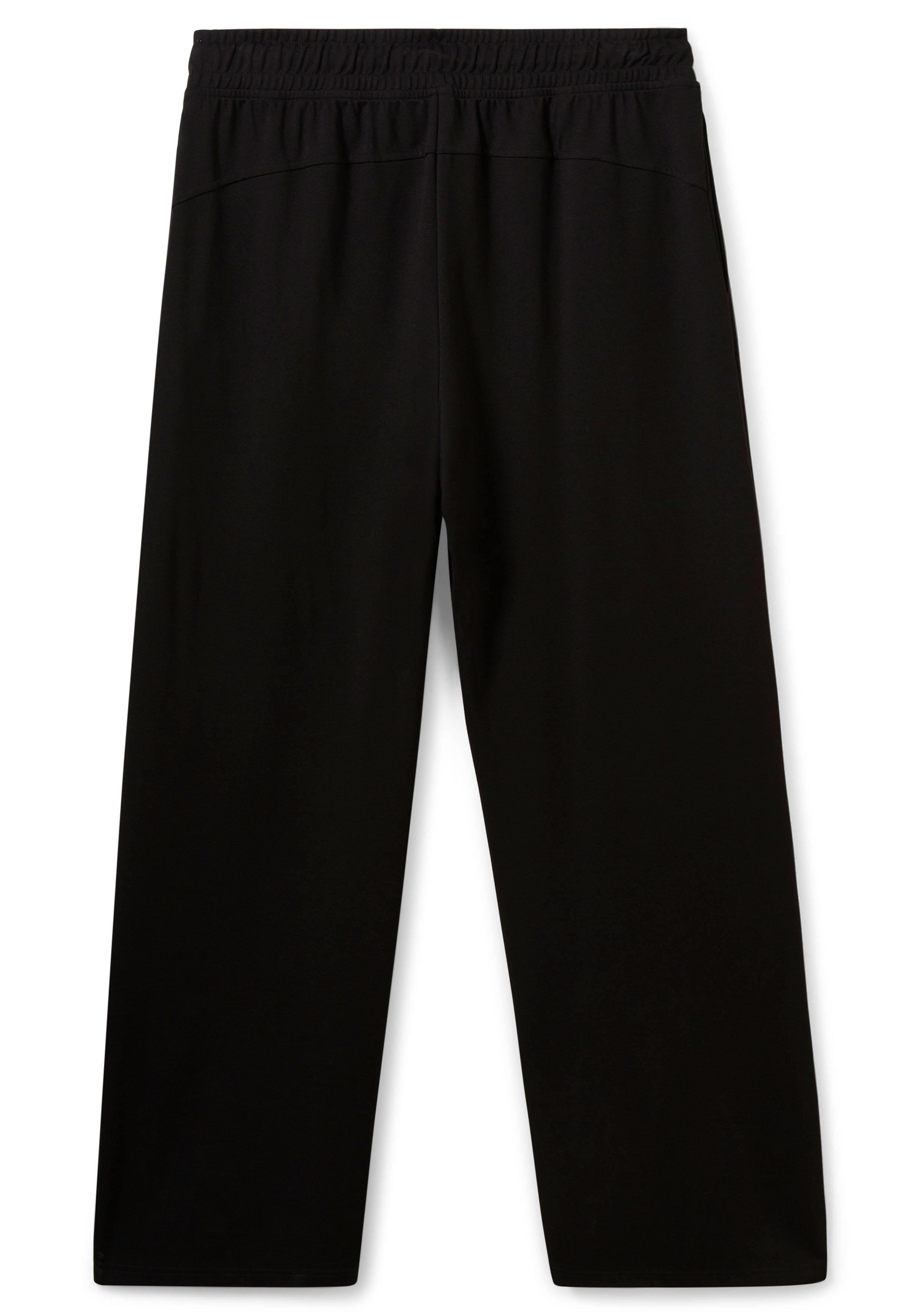 Sporthose aus Funktionsmaterial, mit Gummibund