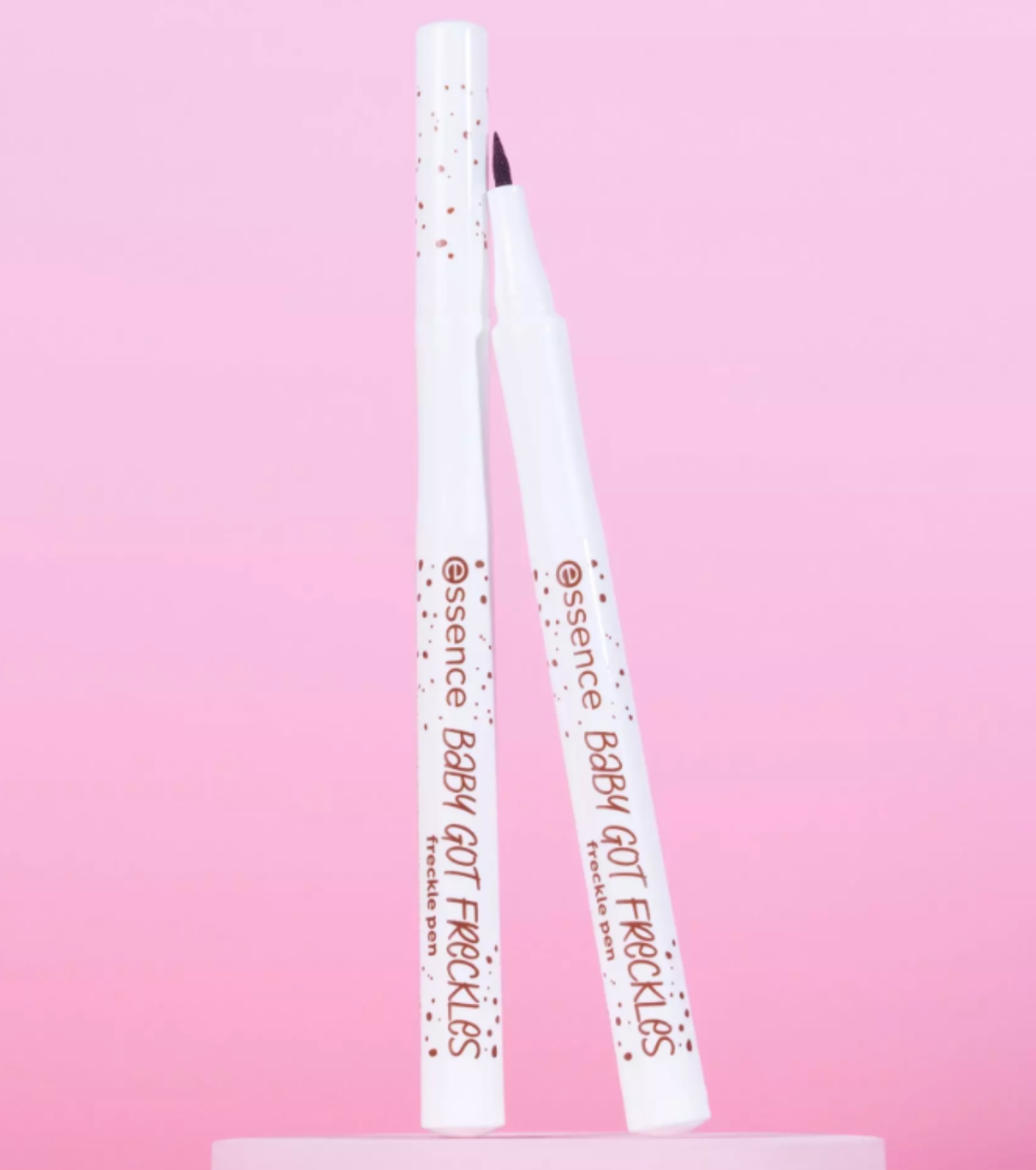 essence - Lápis para sardas Baby Got Freckles