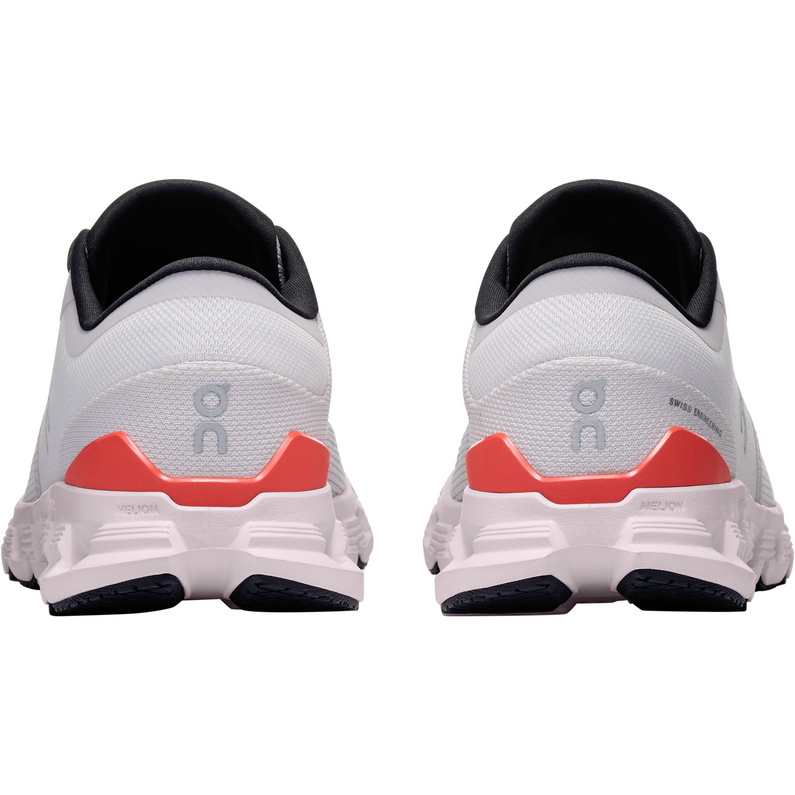 ON Damen Cloud X 4 Schuhe