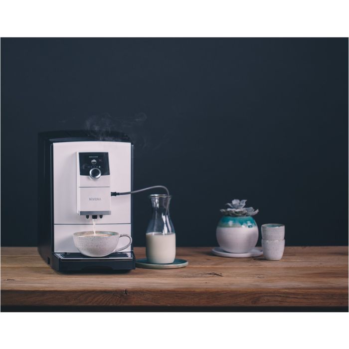 Nivona Kaffeevollautomat CafeRomatica NICR 796 // 1kg Nivona Kaffee gratis