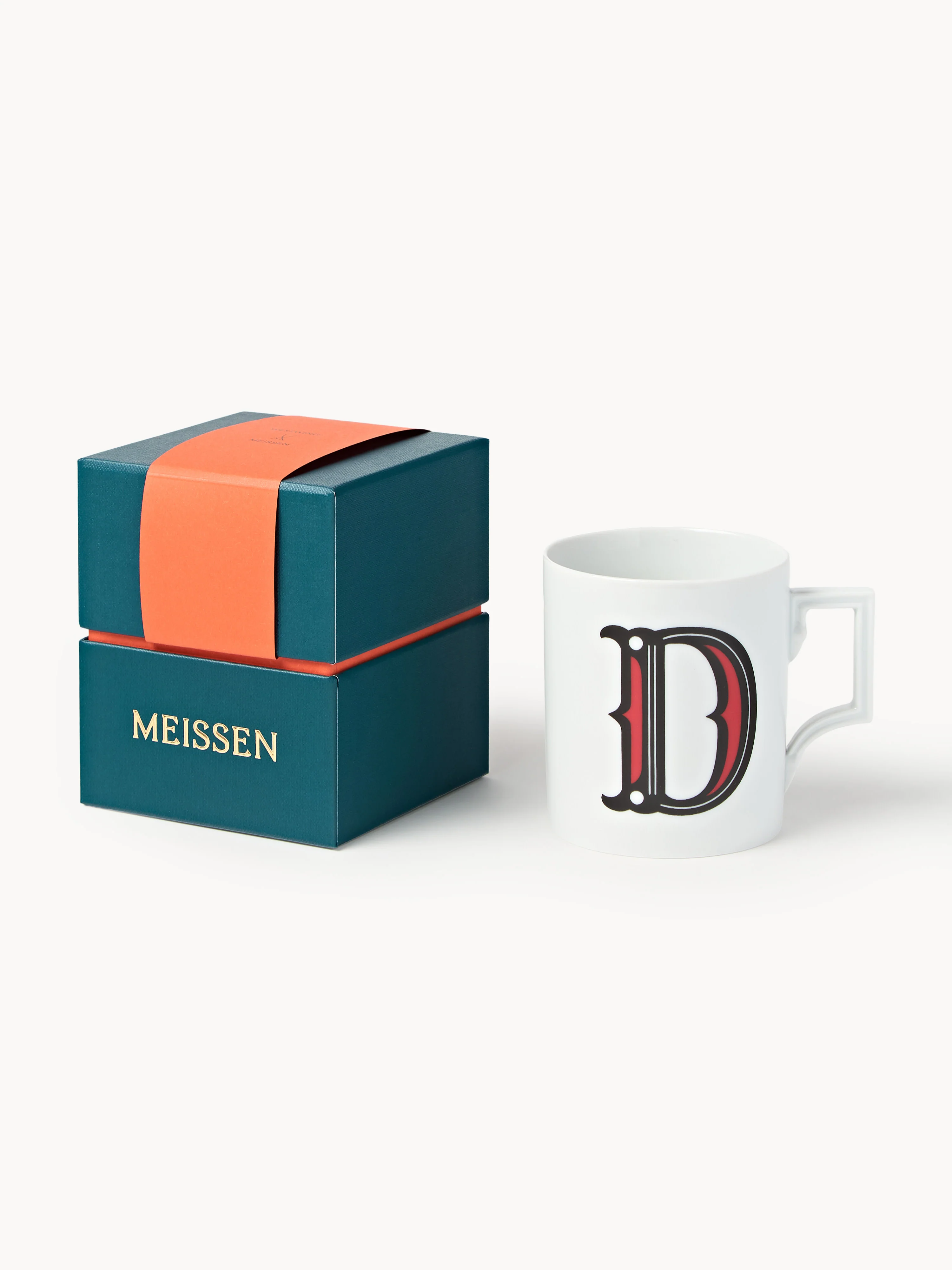 Handgemaakte beker Initials met decoratief motief