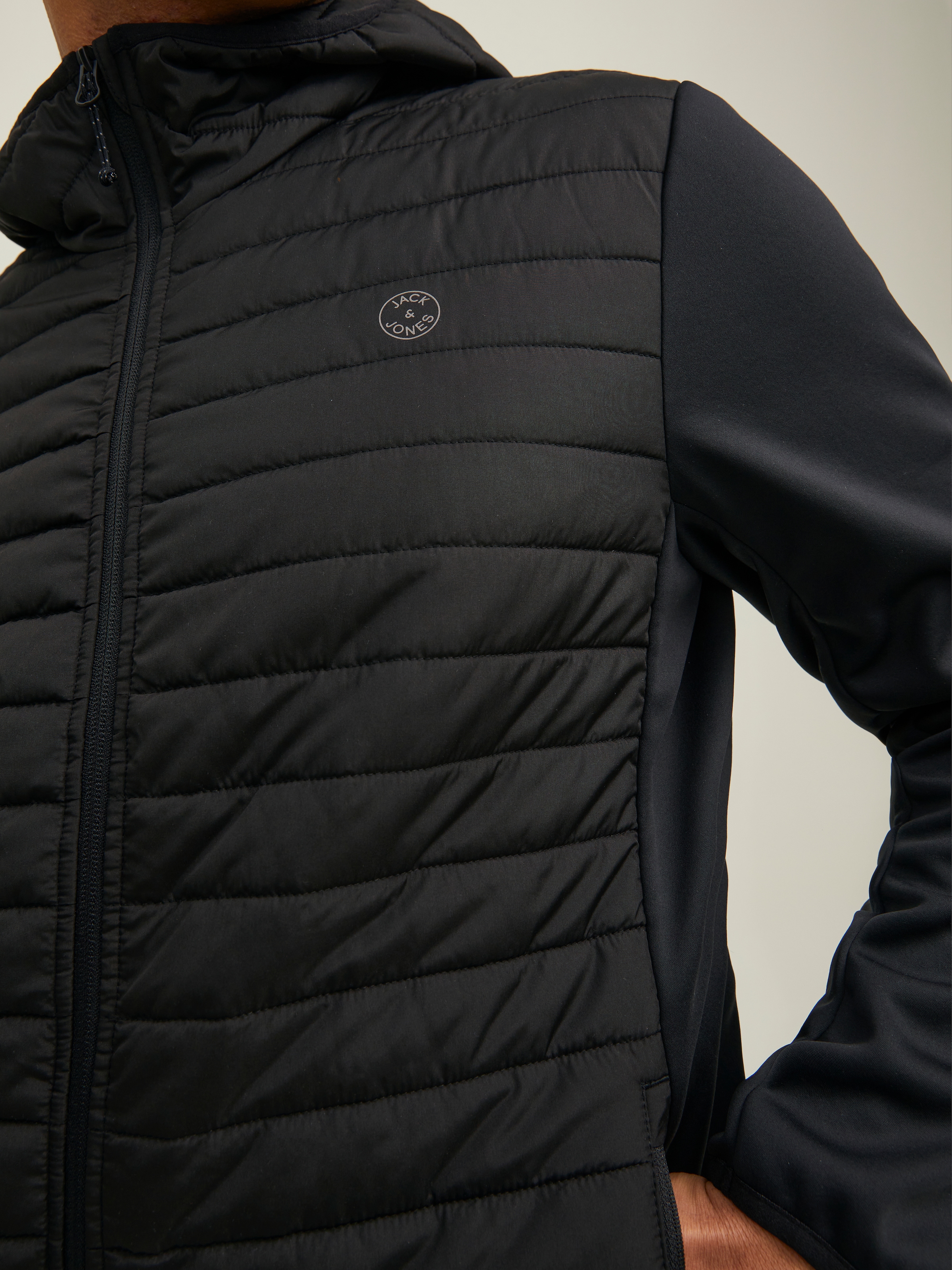 Jack & Jones Steppjacke »JJEMULTI mit Kapuze und Futter« mit Kapuze unifarben, modisch, regular fit, Polyester