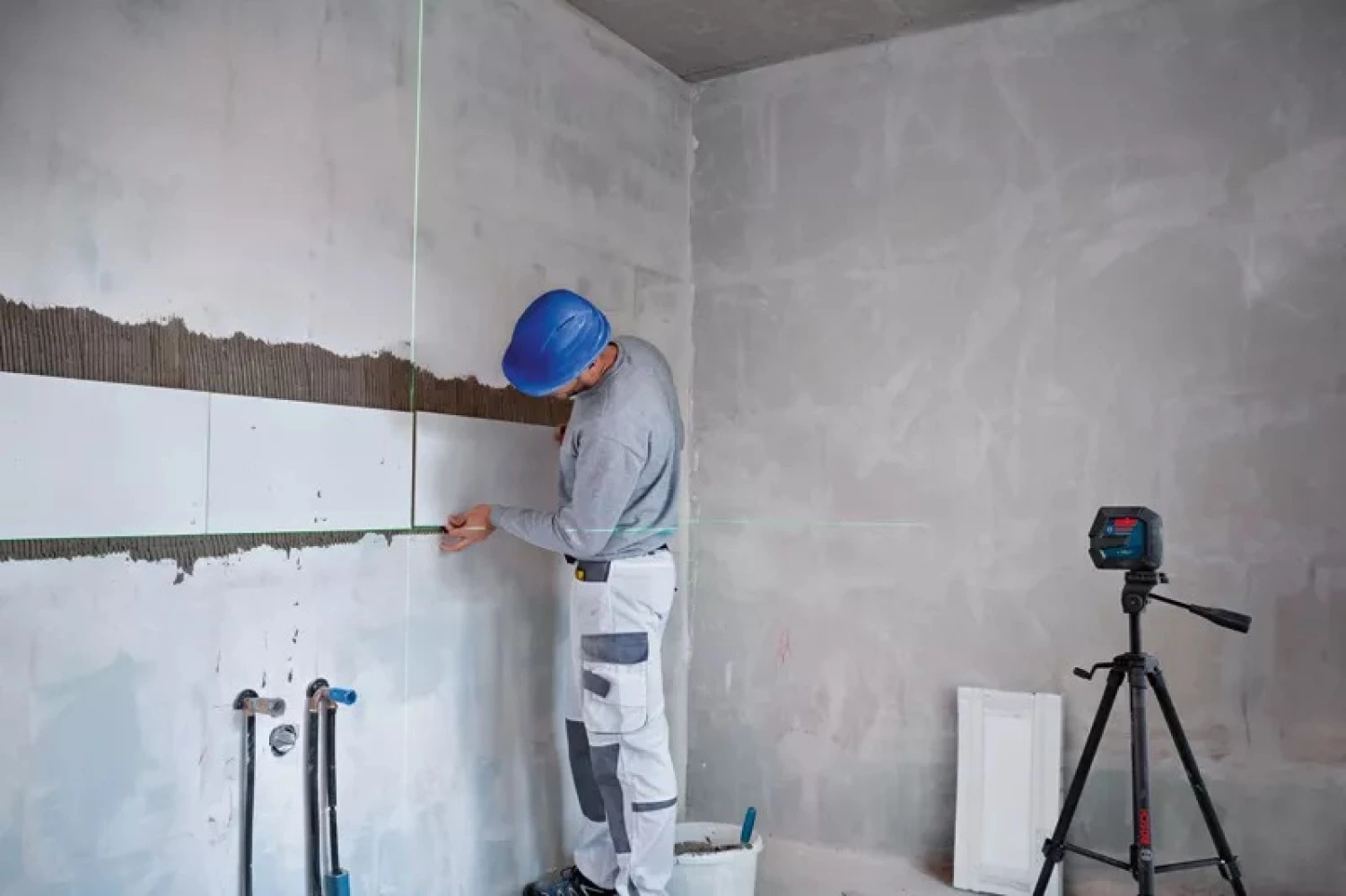 Bosch GLL 2-15 G Kruislijnlaser   statief in opbergetui - 15 m