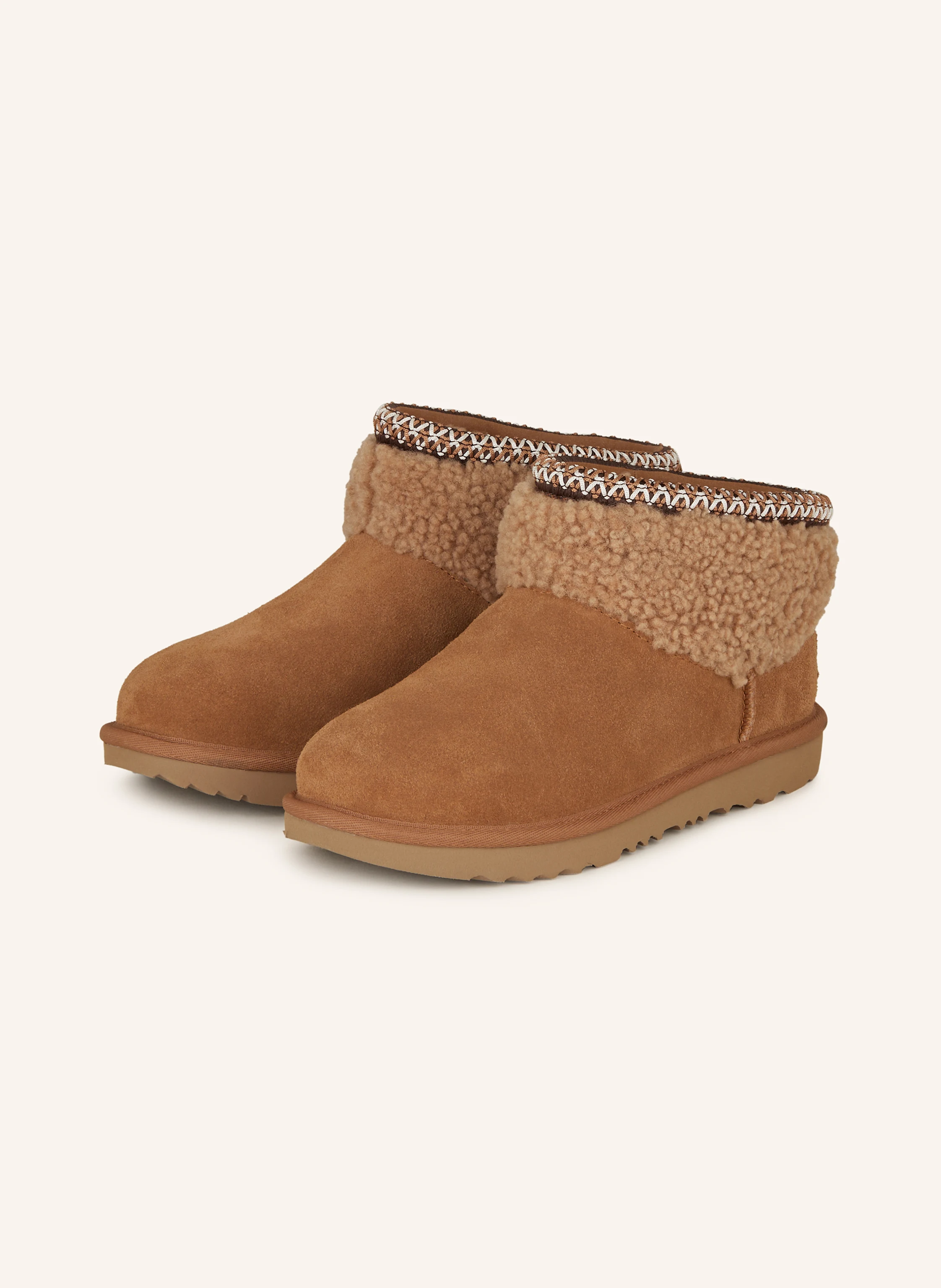 UGG Boots CLASSIC ULTRA MINI CURLY