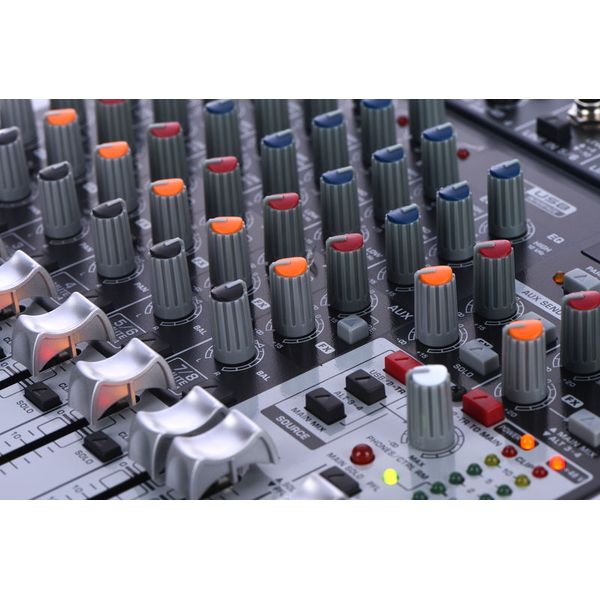 Behringer Xenyx QX1204 USB
