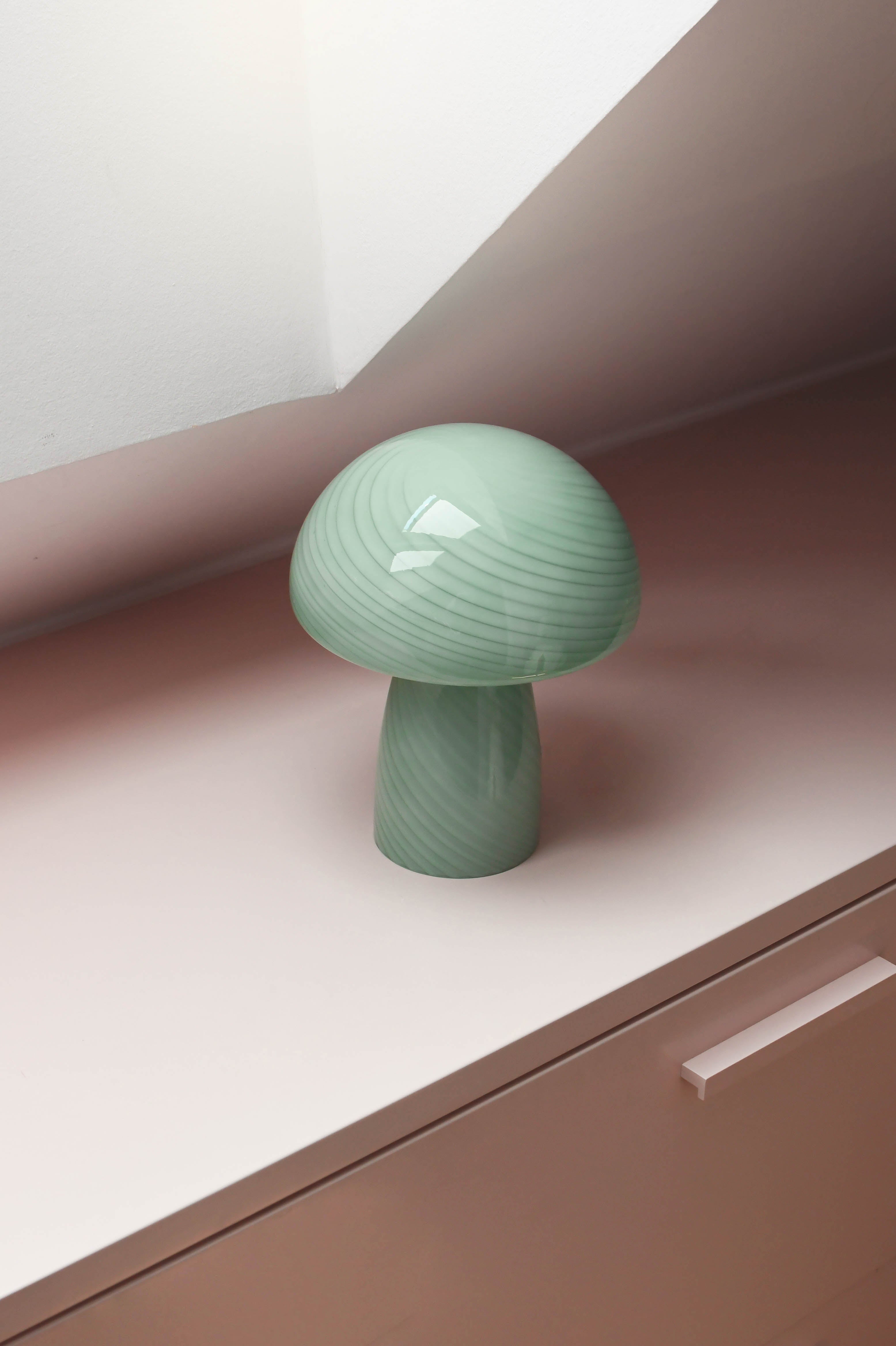 Bahne Interior  Mushroom bordlampe, mint - H23 cm.