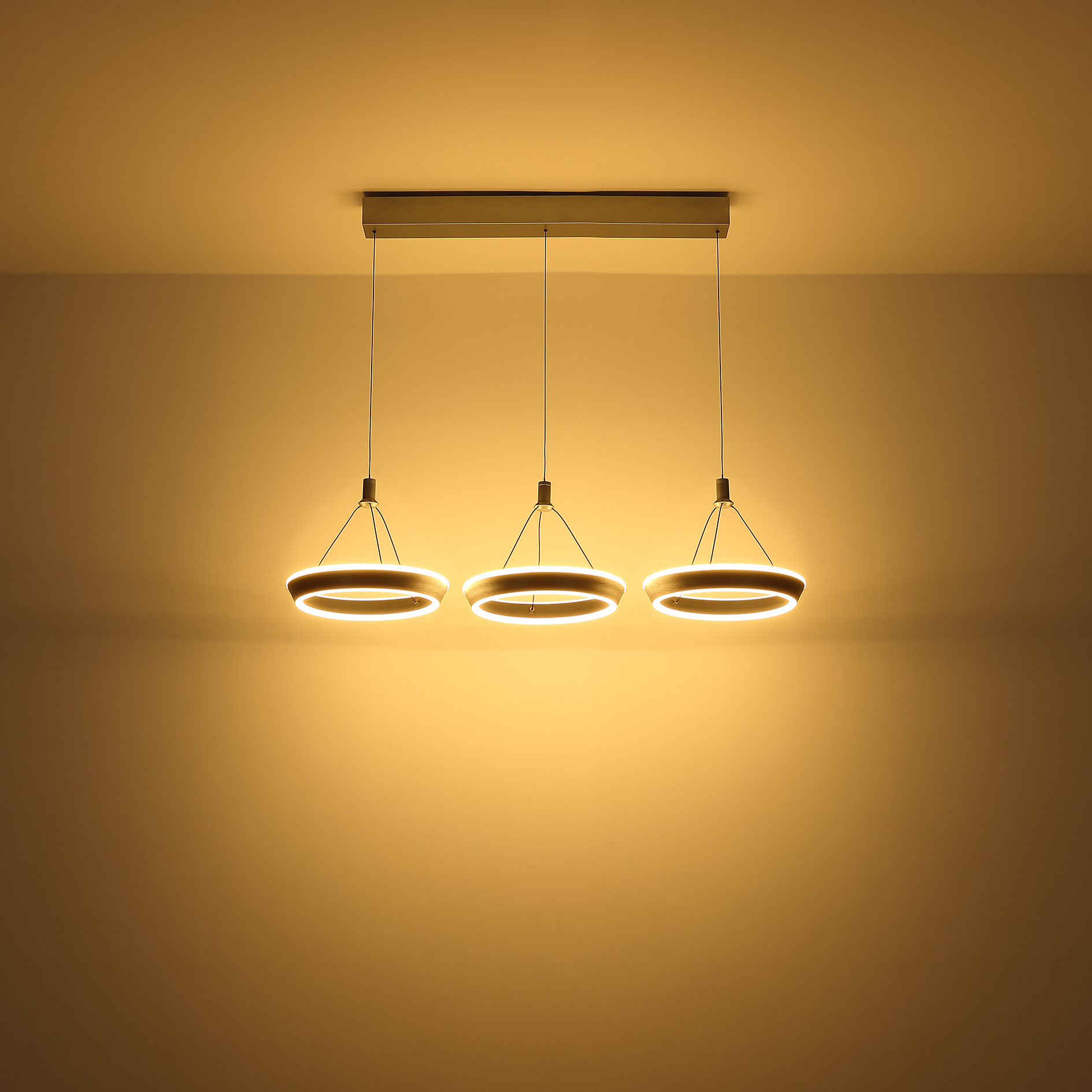 LED-Pendelleuchte - schwarz matt - Memoryfunktion - 3-flammig