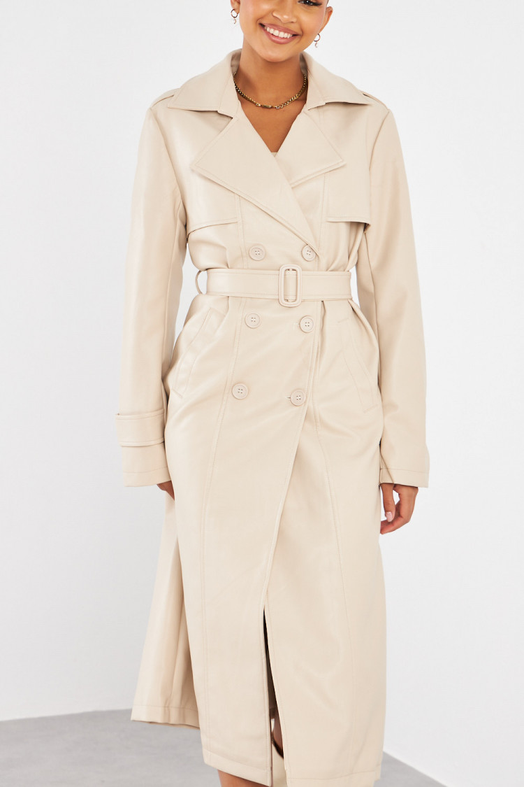 Veste en simili cuir beige ceinturée